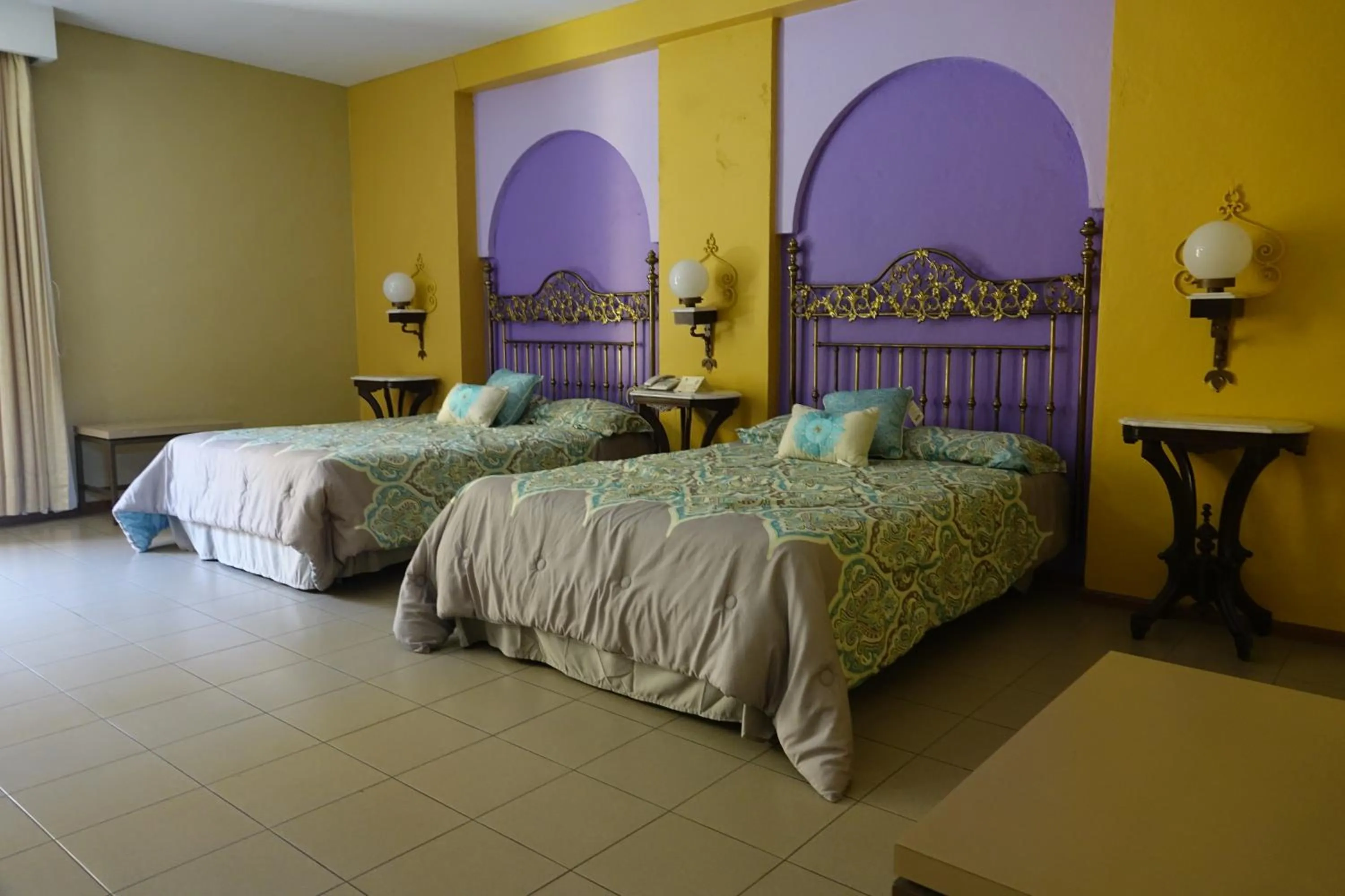 Bed in Hotel America