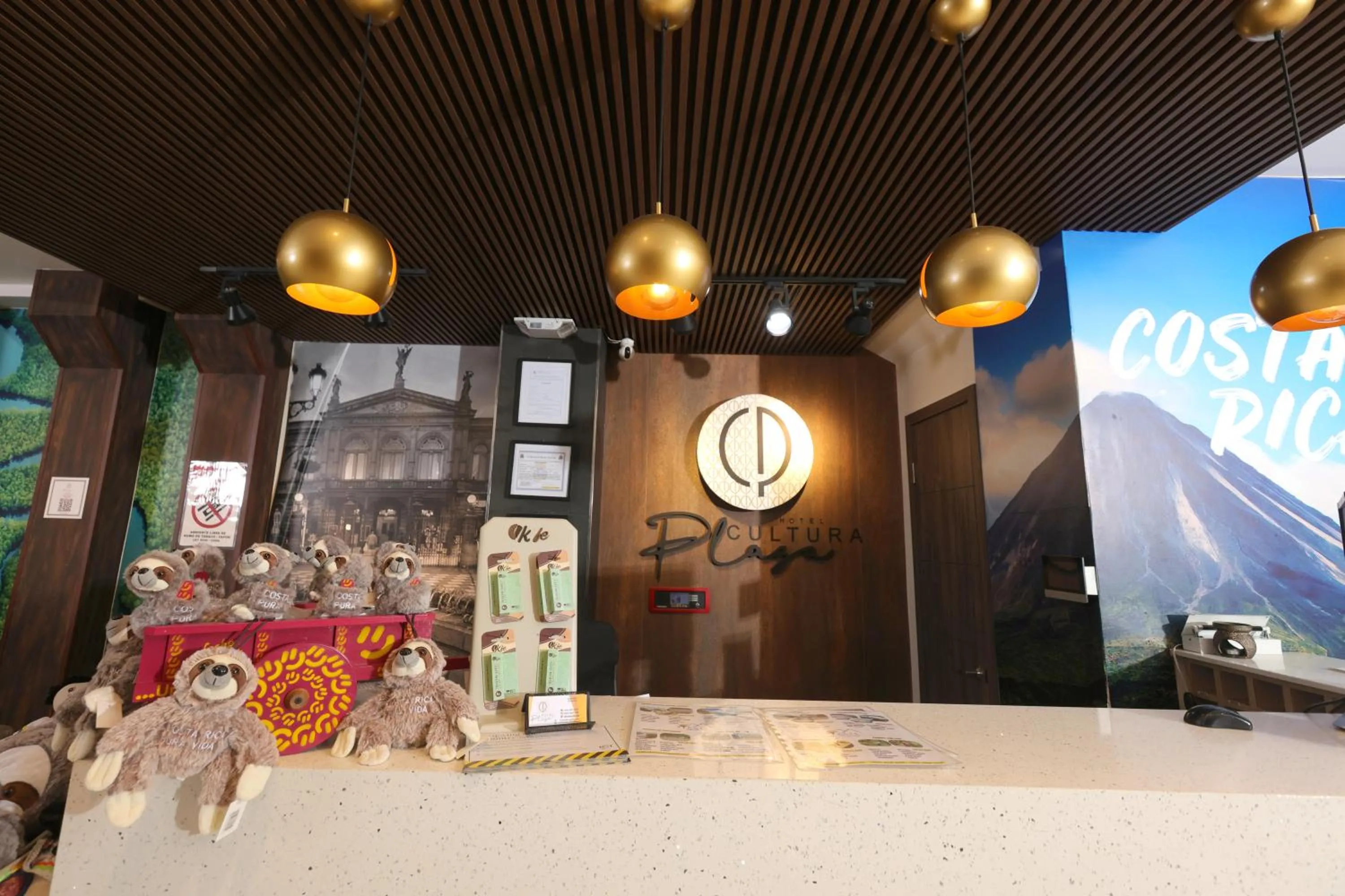 Logo/Certificate/Sign in Hotel Cultura Plaza