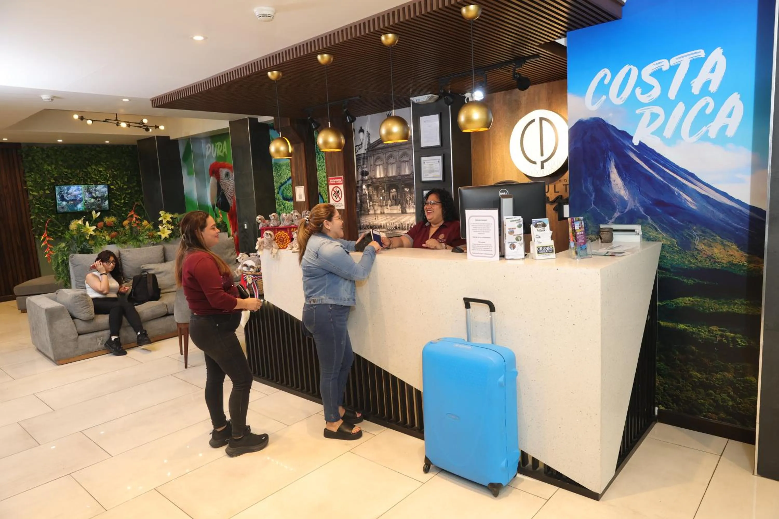 Staff in Hotel Cultura Plaza