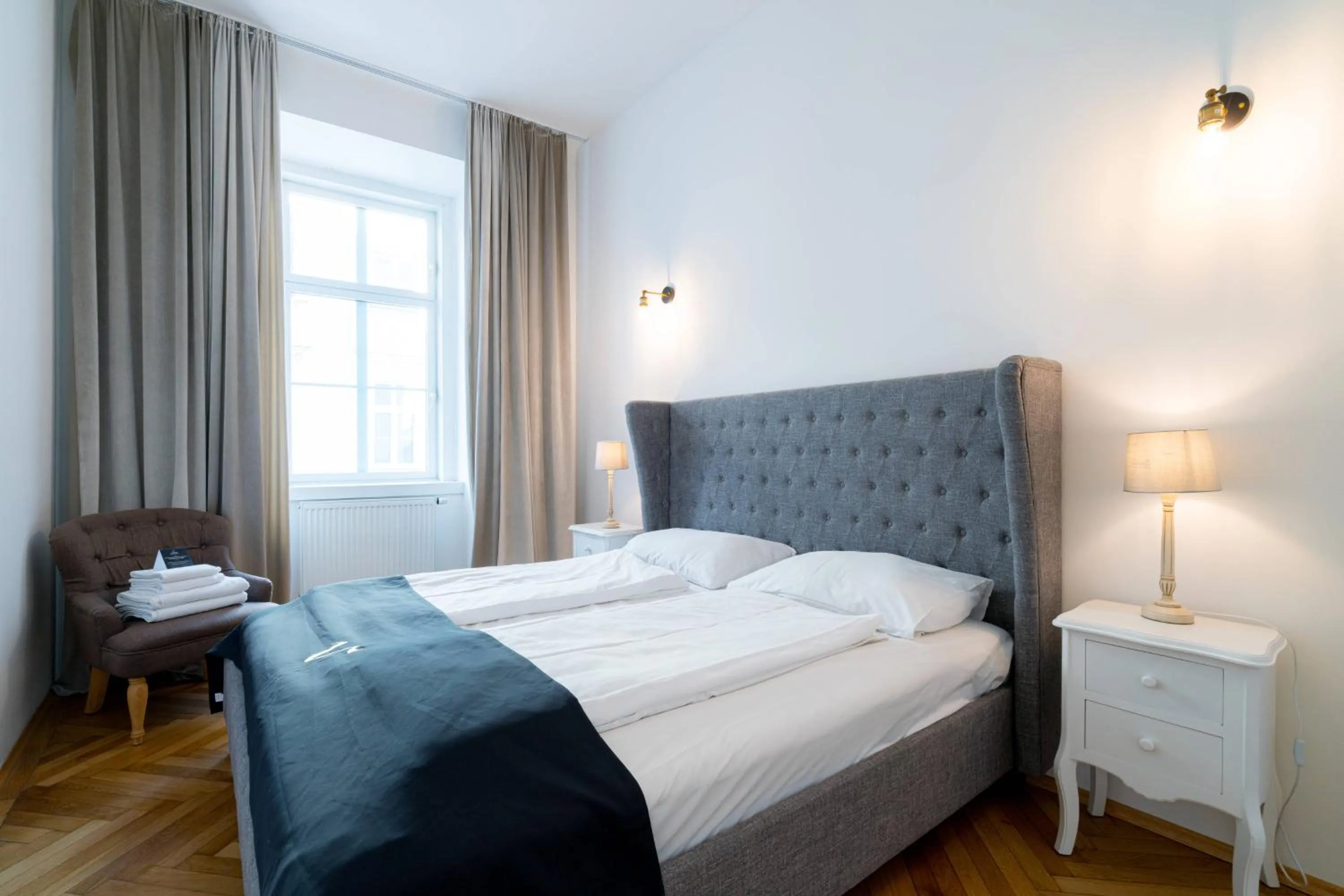 Bed in Vienna Residence, Naschmarkt - Museumsquartier