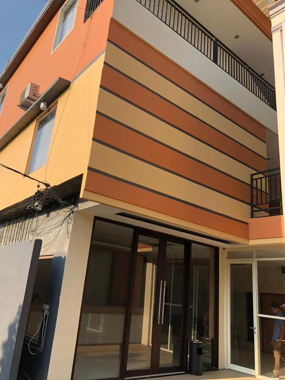 Facade/entrance in LCR HOTEL