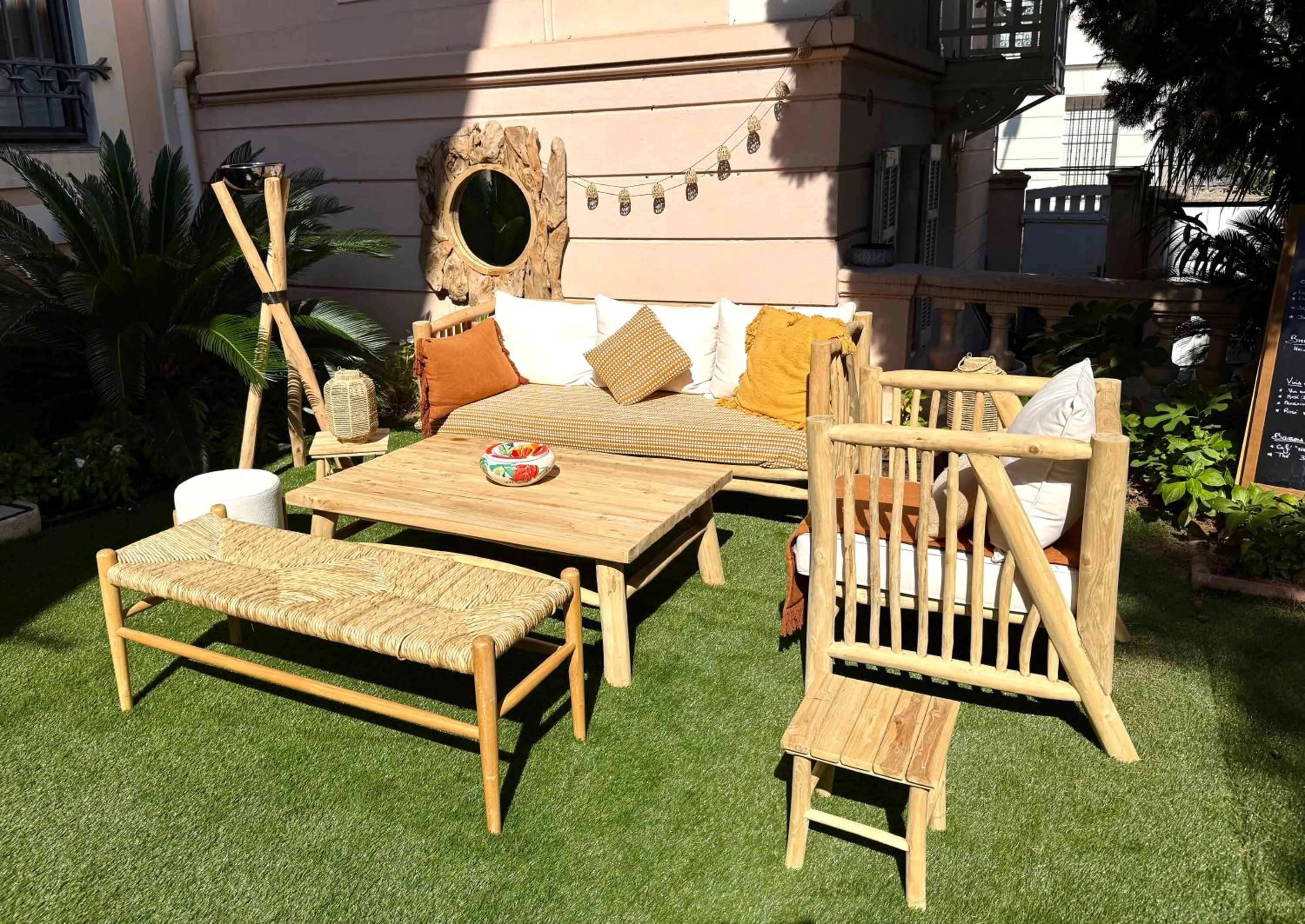 Patio in Villa Claudia Hotel Cannes Centre - Parking