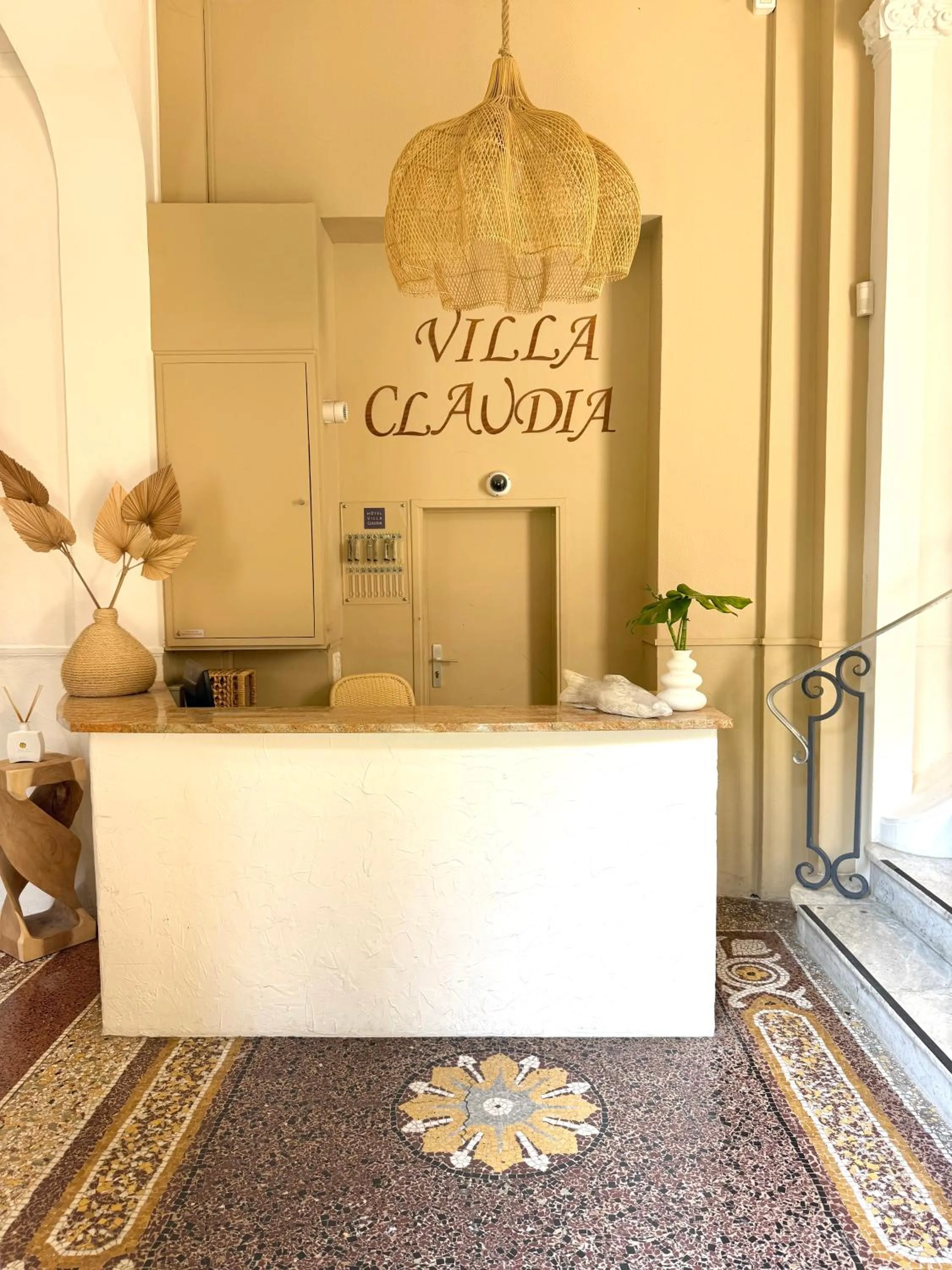 Lobby or reception in Villa Claudia Hotel Cannes Centre - Parking