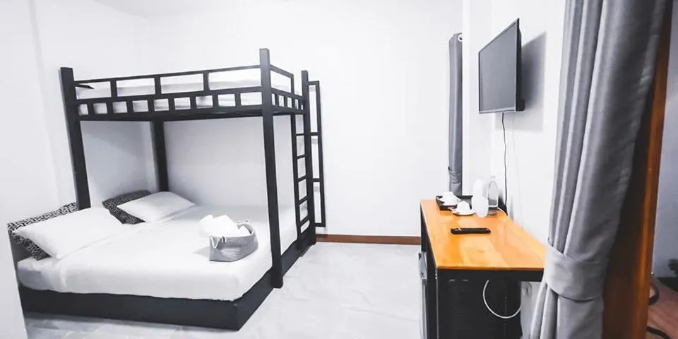 bunk bed in CoZy House Chiangrai