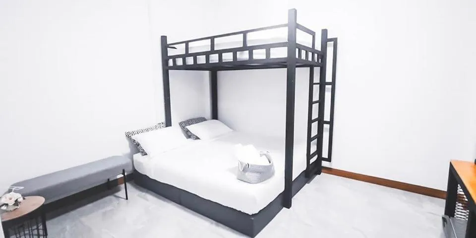 bunk bed in CoZy House Chiangrai