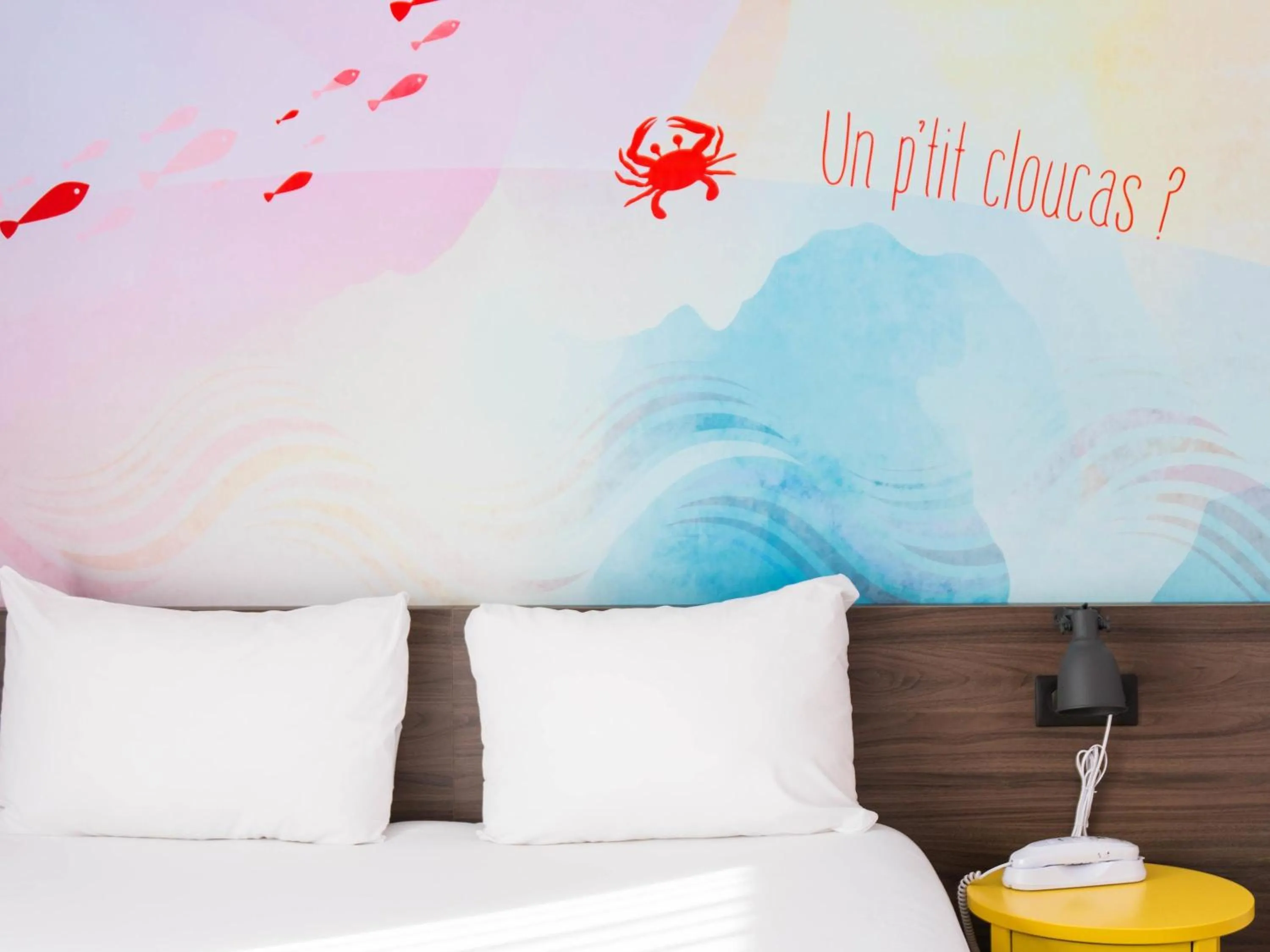 Bedroom, Bed in ibis Styles Perpignan Canet En Roussillon