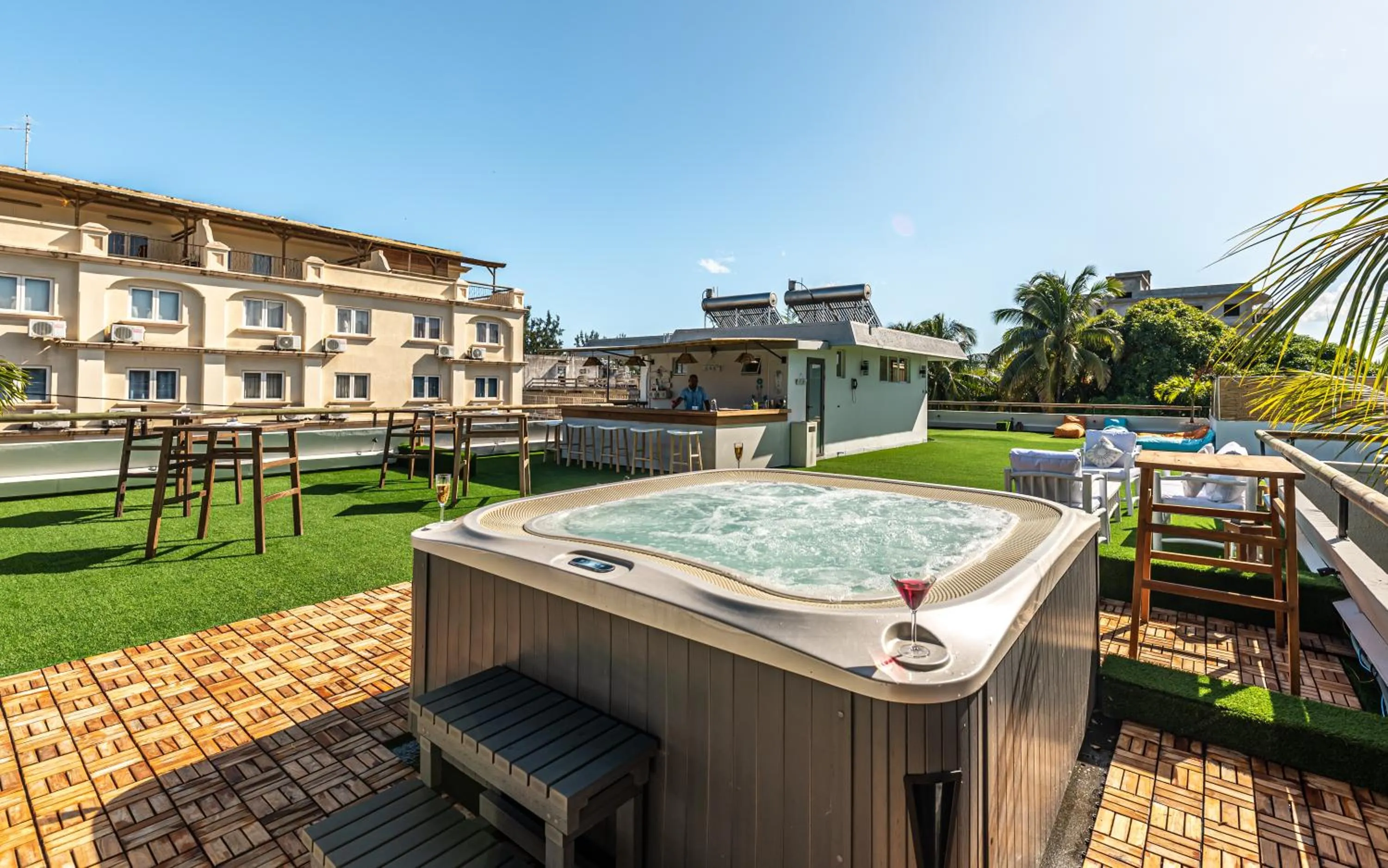 Hot Tub in Seastar Hotel
