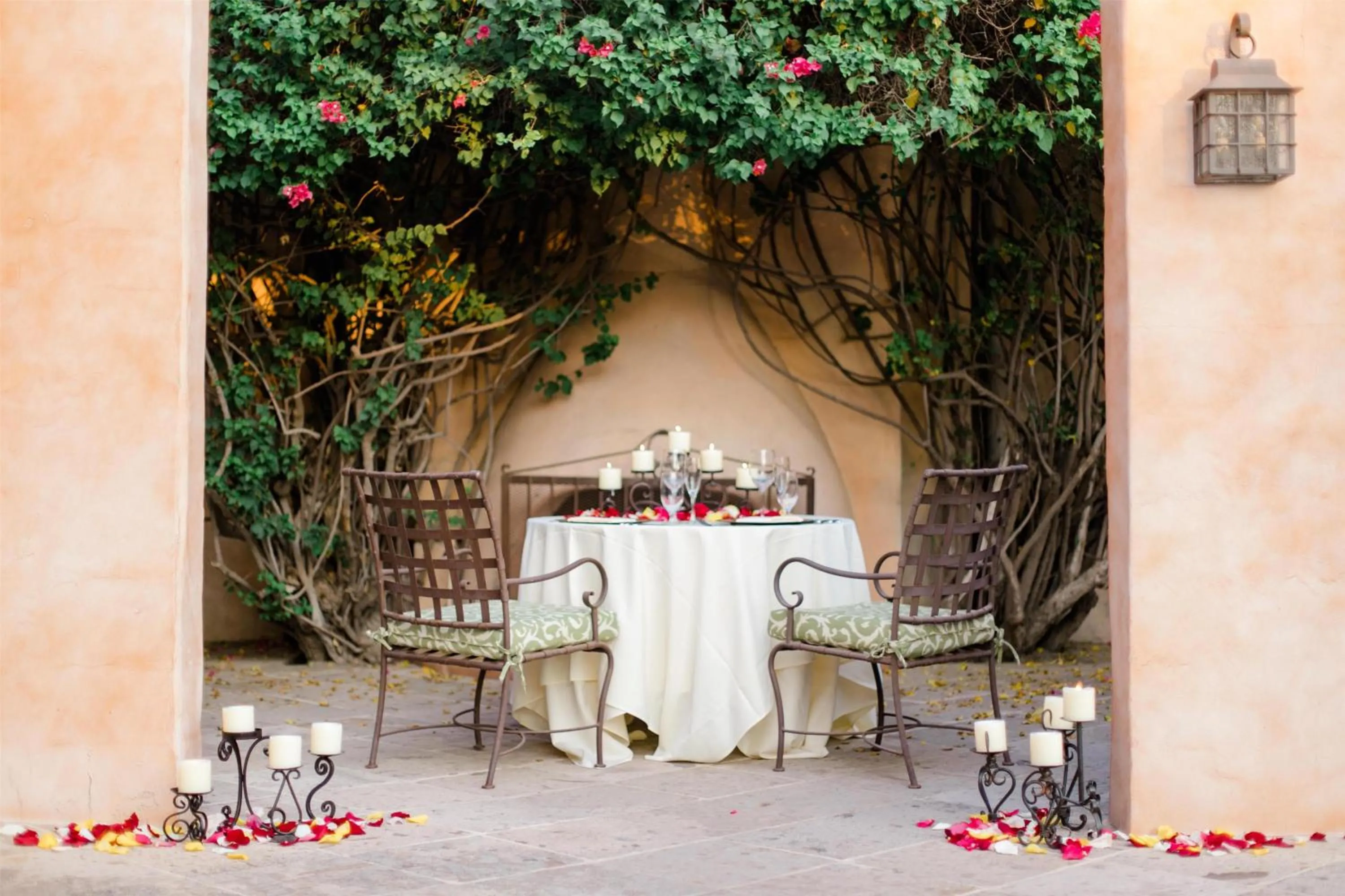 Restaurant/places to eat in Royal Palms Resort and Spa, part of Hyatt