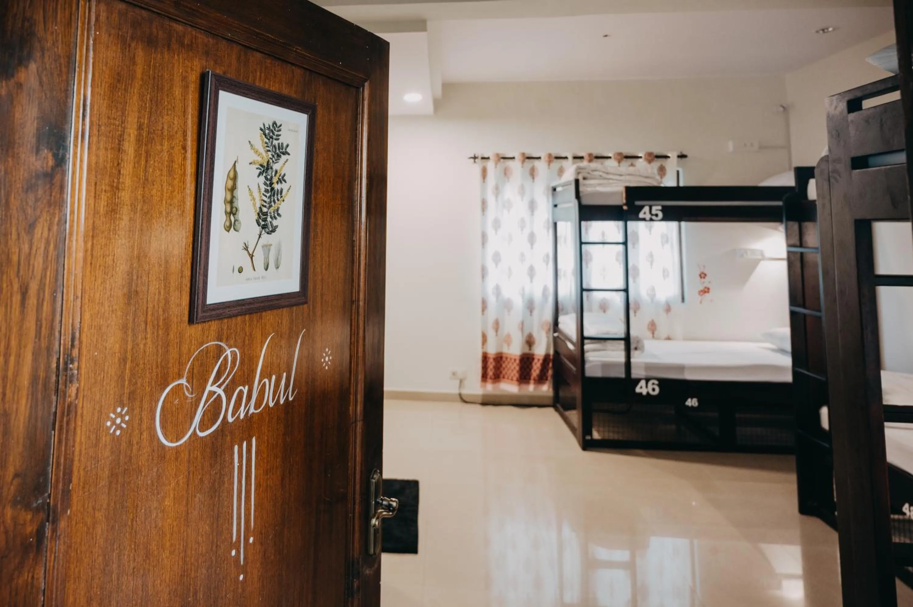 bunk bed in Horn Ok Please Hostel Jaipur