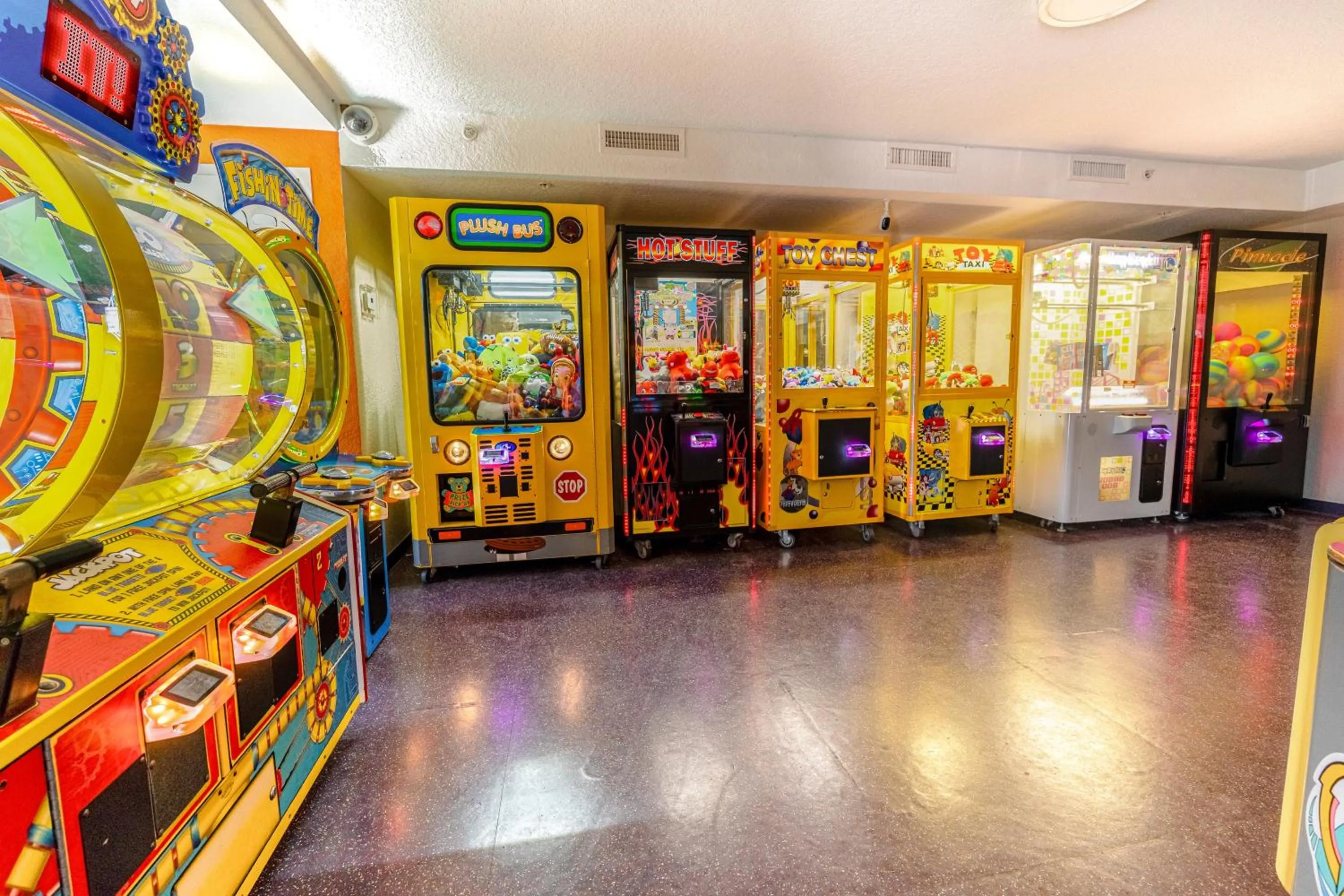 Game Room in Ramada by Wyndham Flamingo Water Park