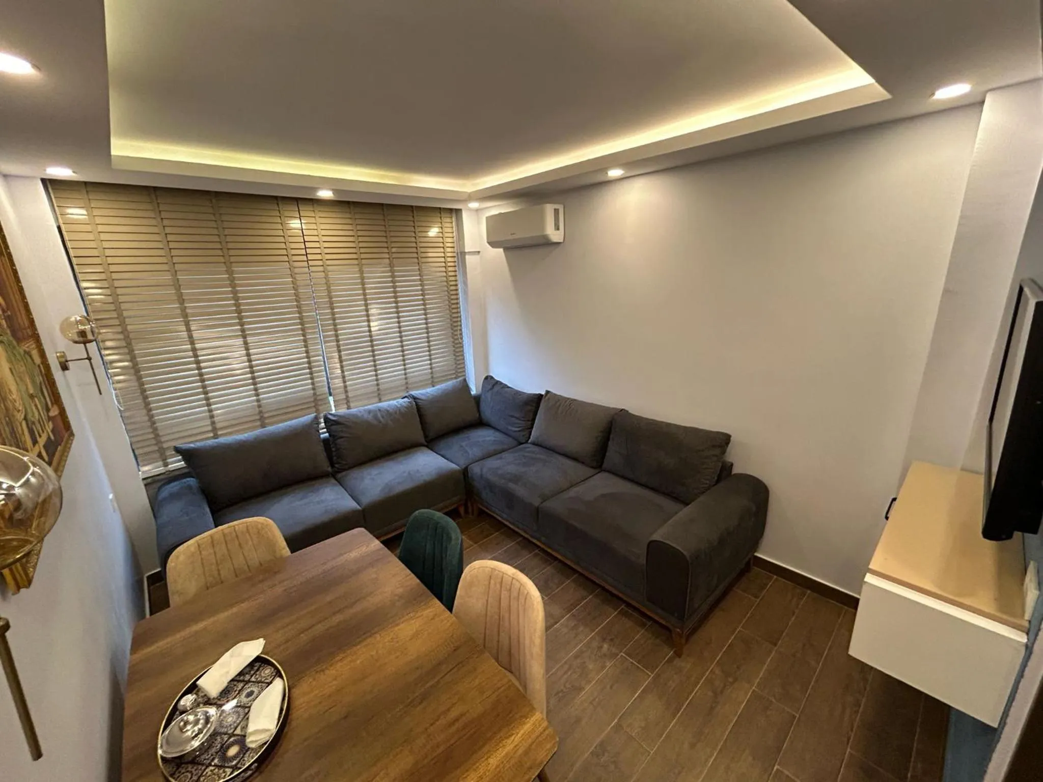 TV and multimedia in Hira Hotel