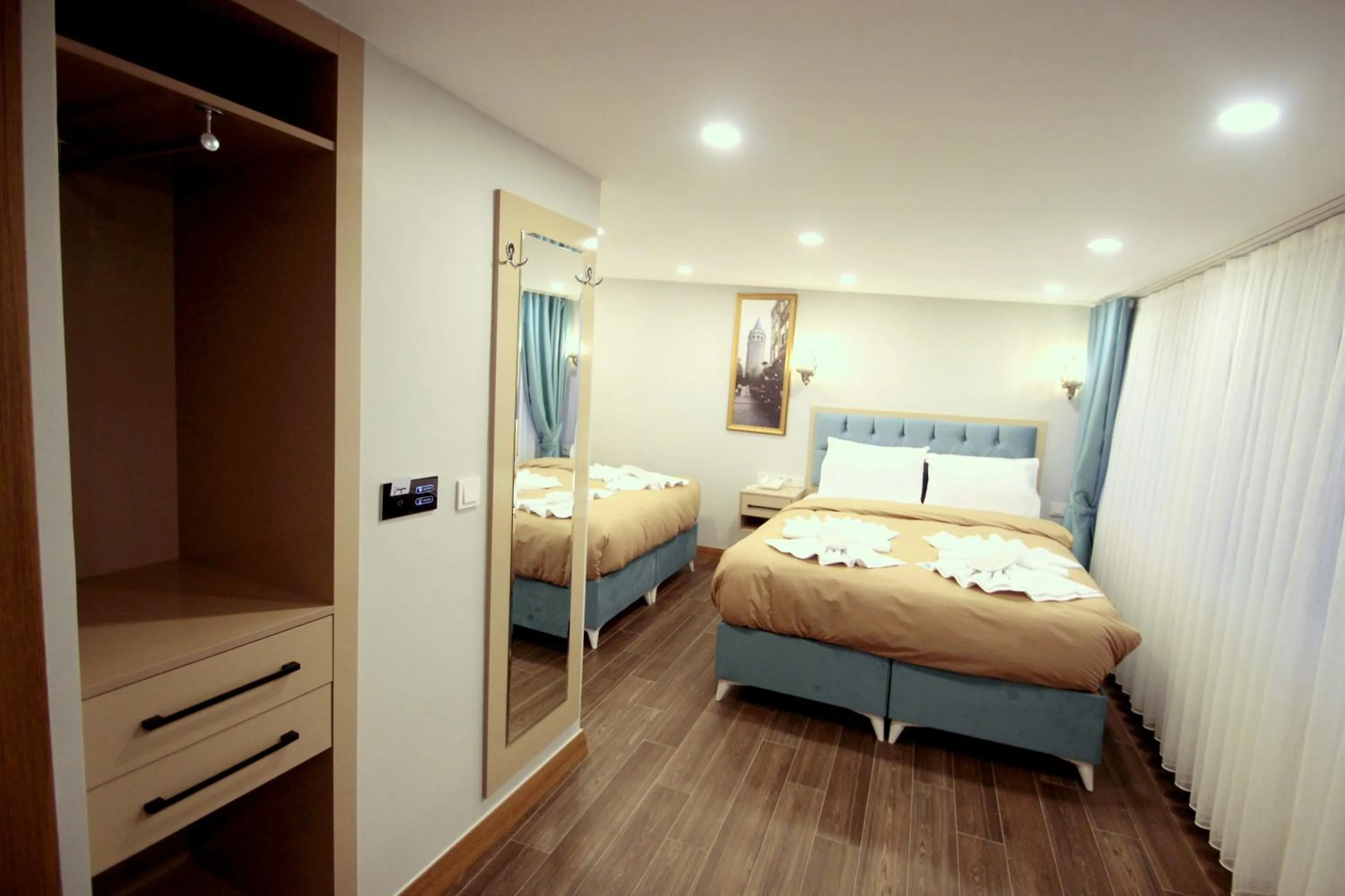 Photo of the whole room, Bed in Hira Hotel