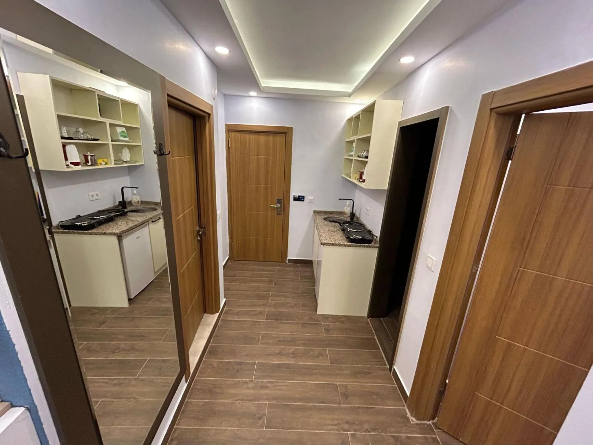 Kitchen or kitchenette in Hira Hotel