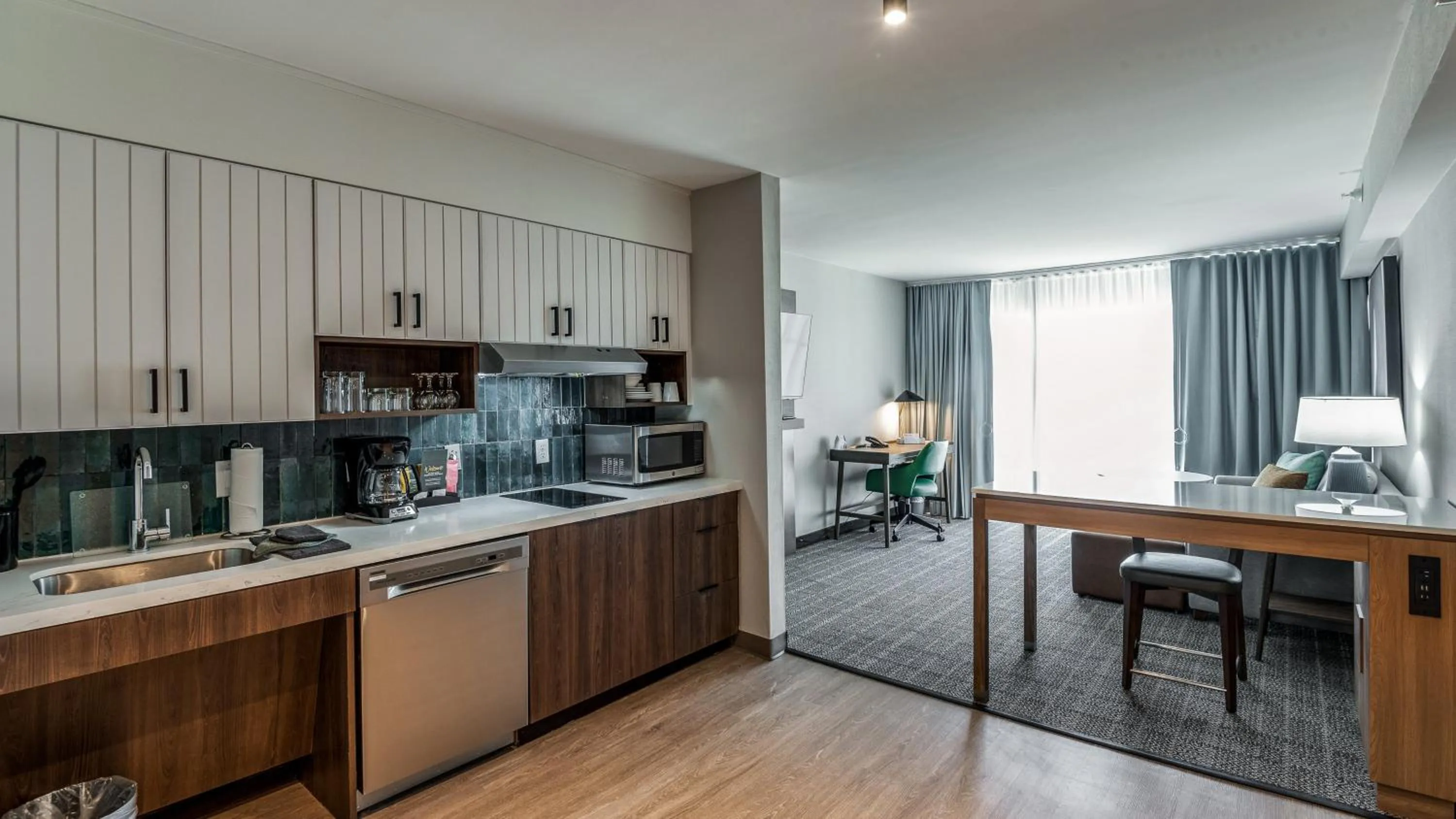 Photo of the whole room in Staybridge Suites Dallas Market Ctr Love Field by IHG