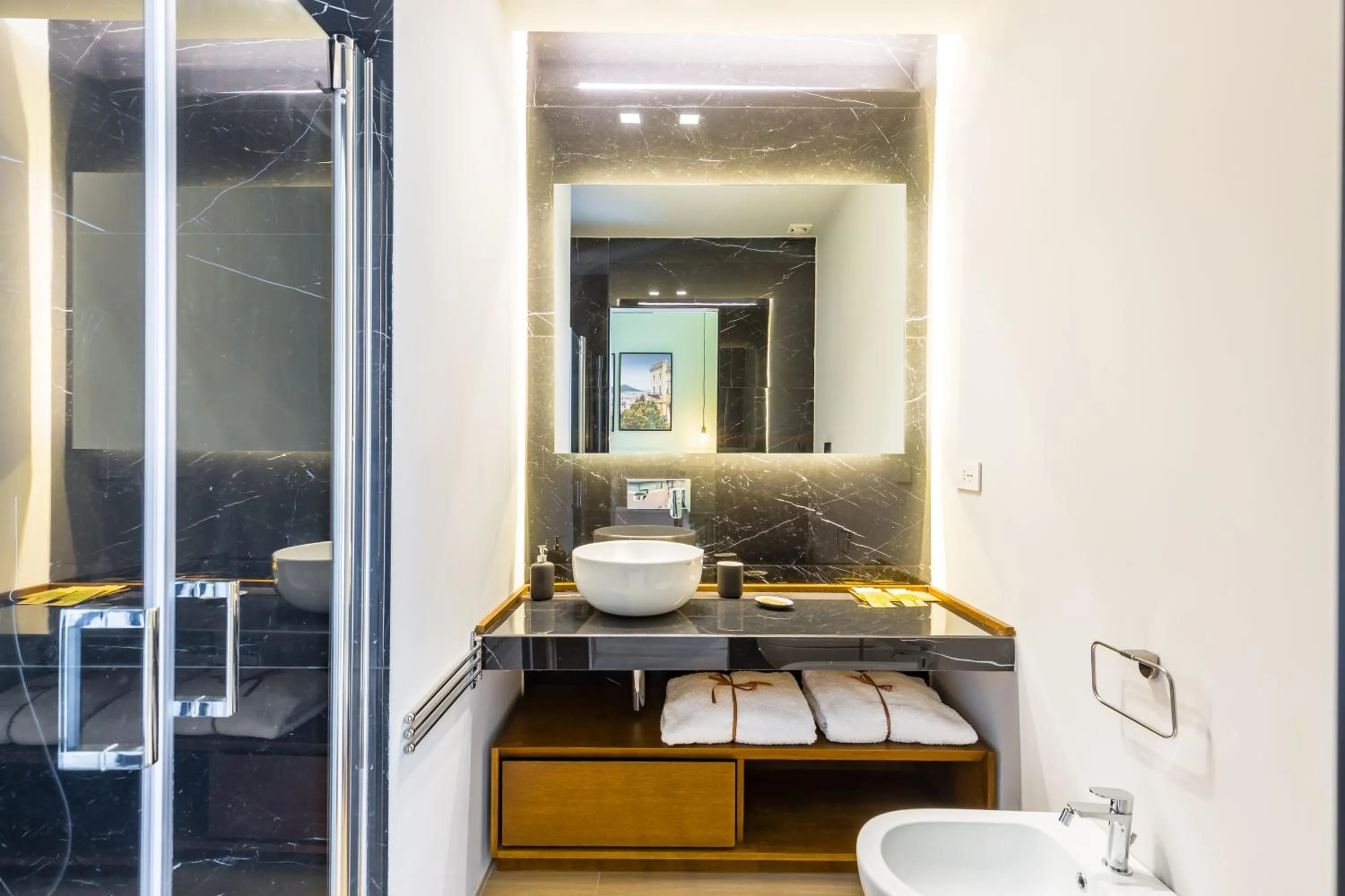 Shower in B&B Civico 33