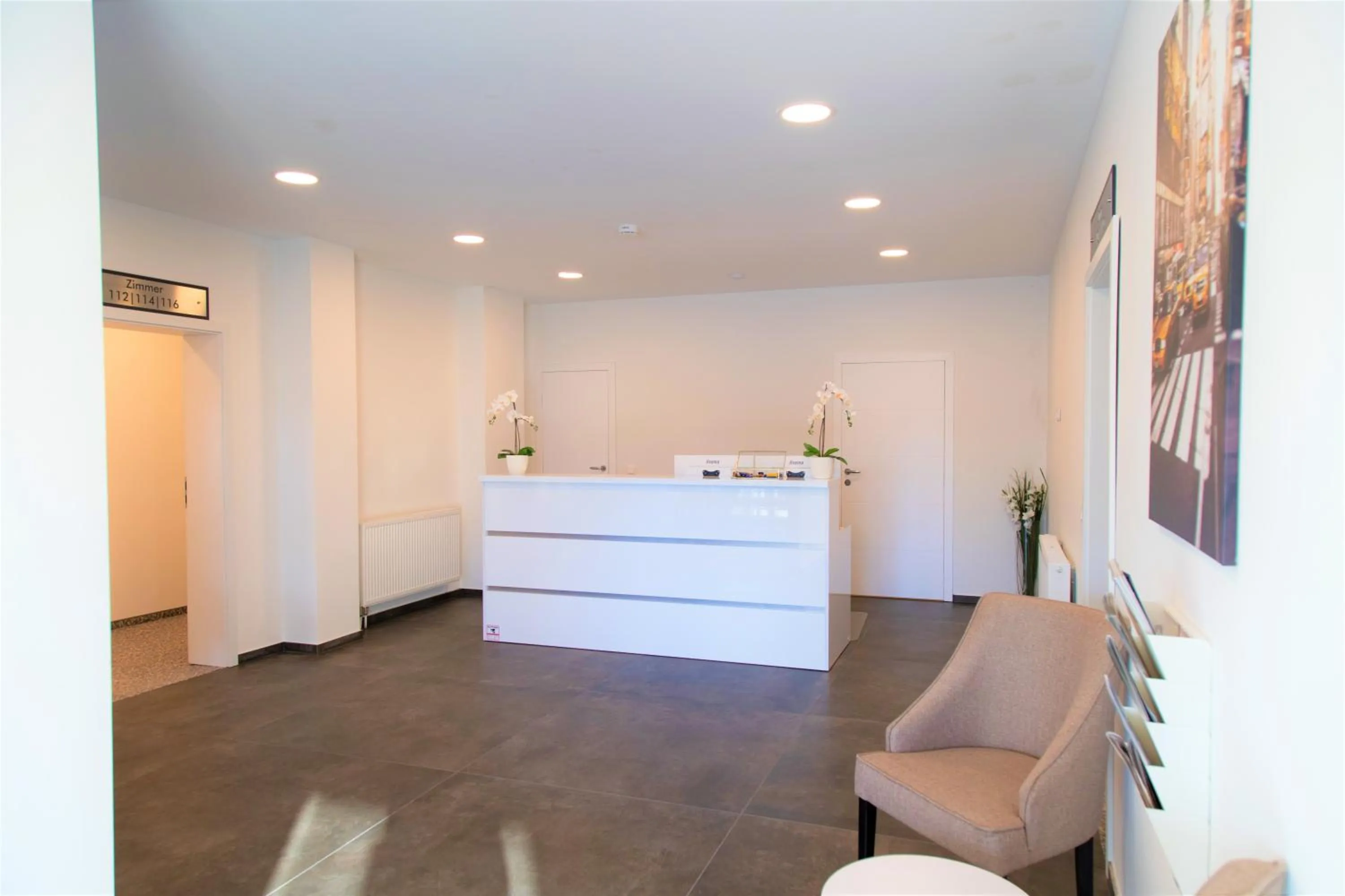 Lobby or reception in Amplidi Hotel Hannover