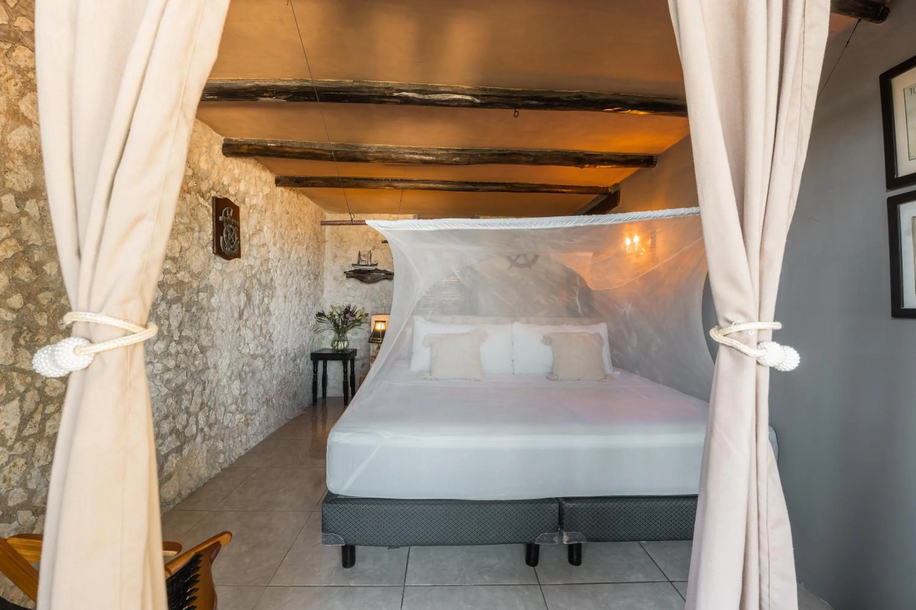 Bed in Playa Esperanza Tulum