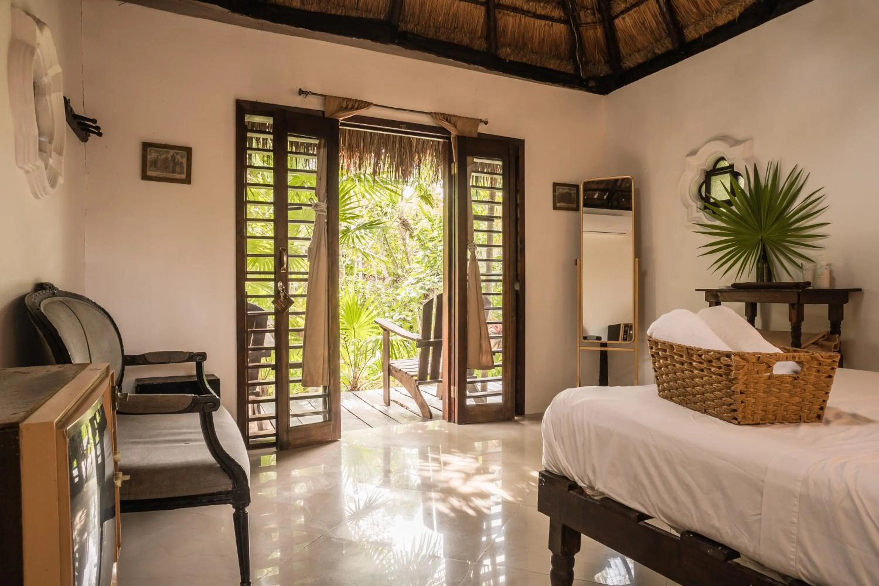 Bed in Playa Esperanza Tulum