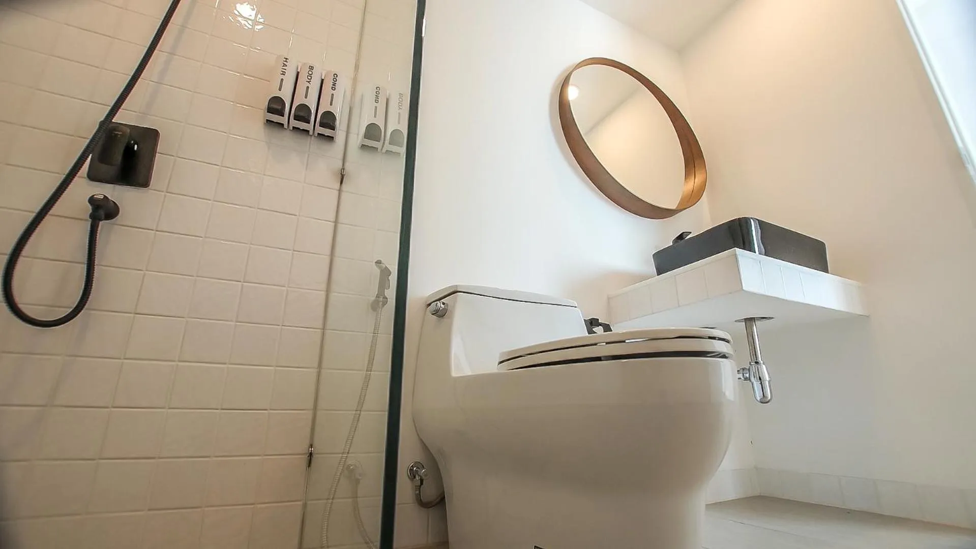Bathroom in Happy Family Villa