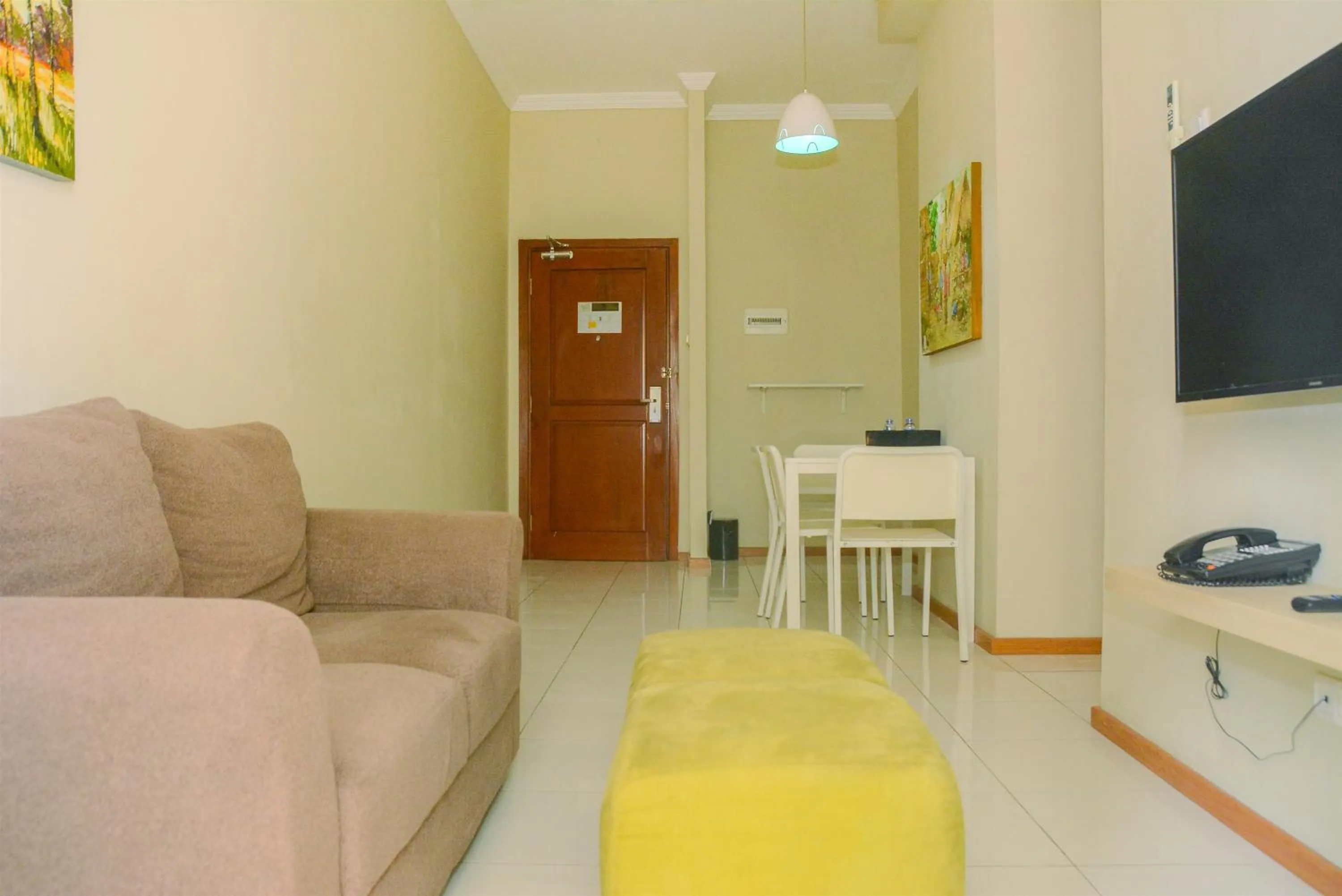 3BR Business Residence at Grand Palace Kemayoran Apartment By Travelio