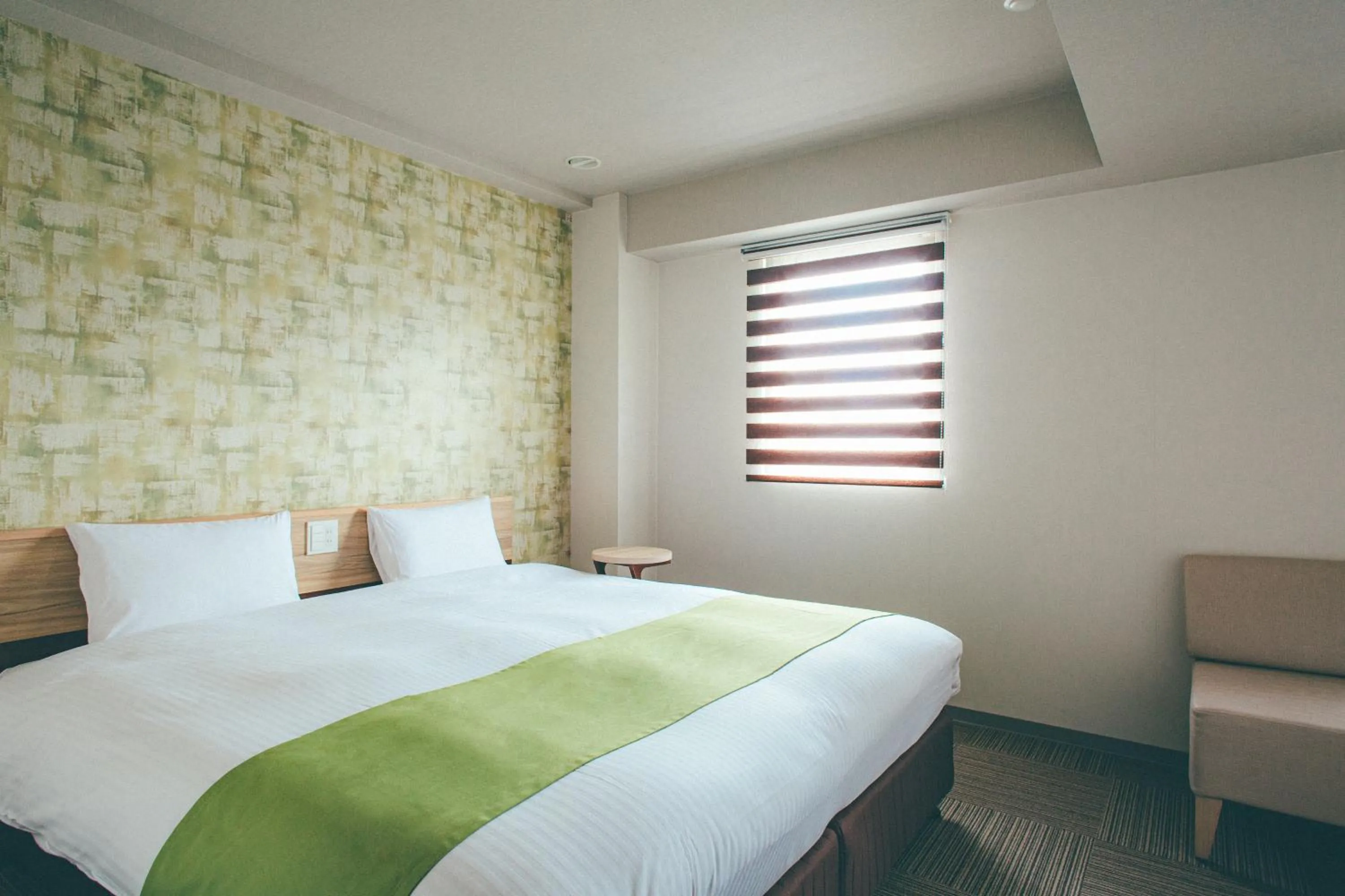 Photo of the whole room in Kuretake Inn Ogaki Ekimae