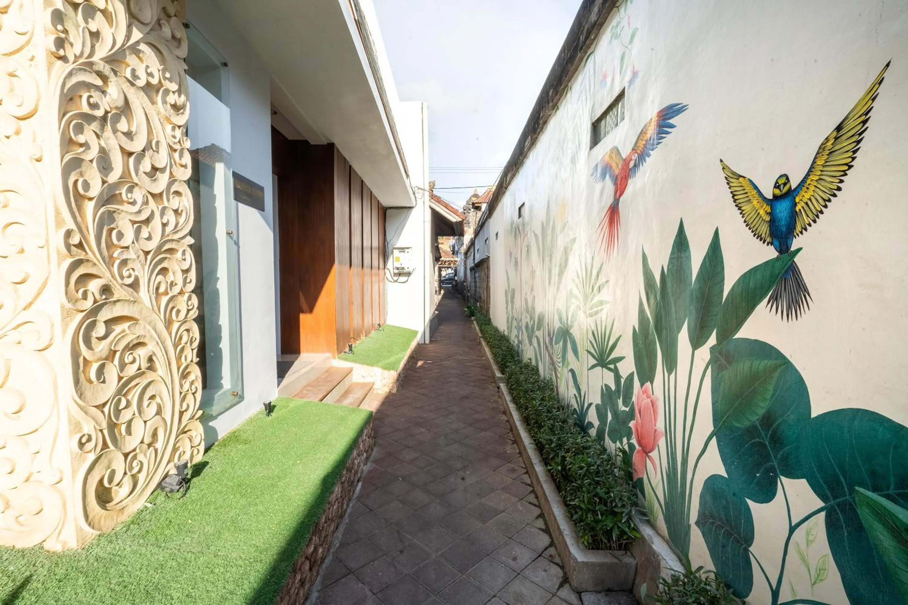 Property building in Mahesa Suites Seminyak