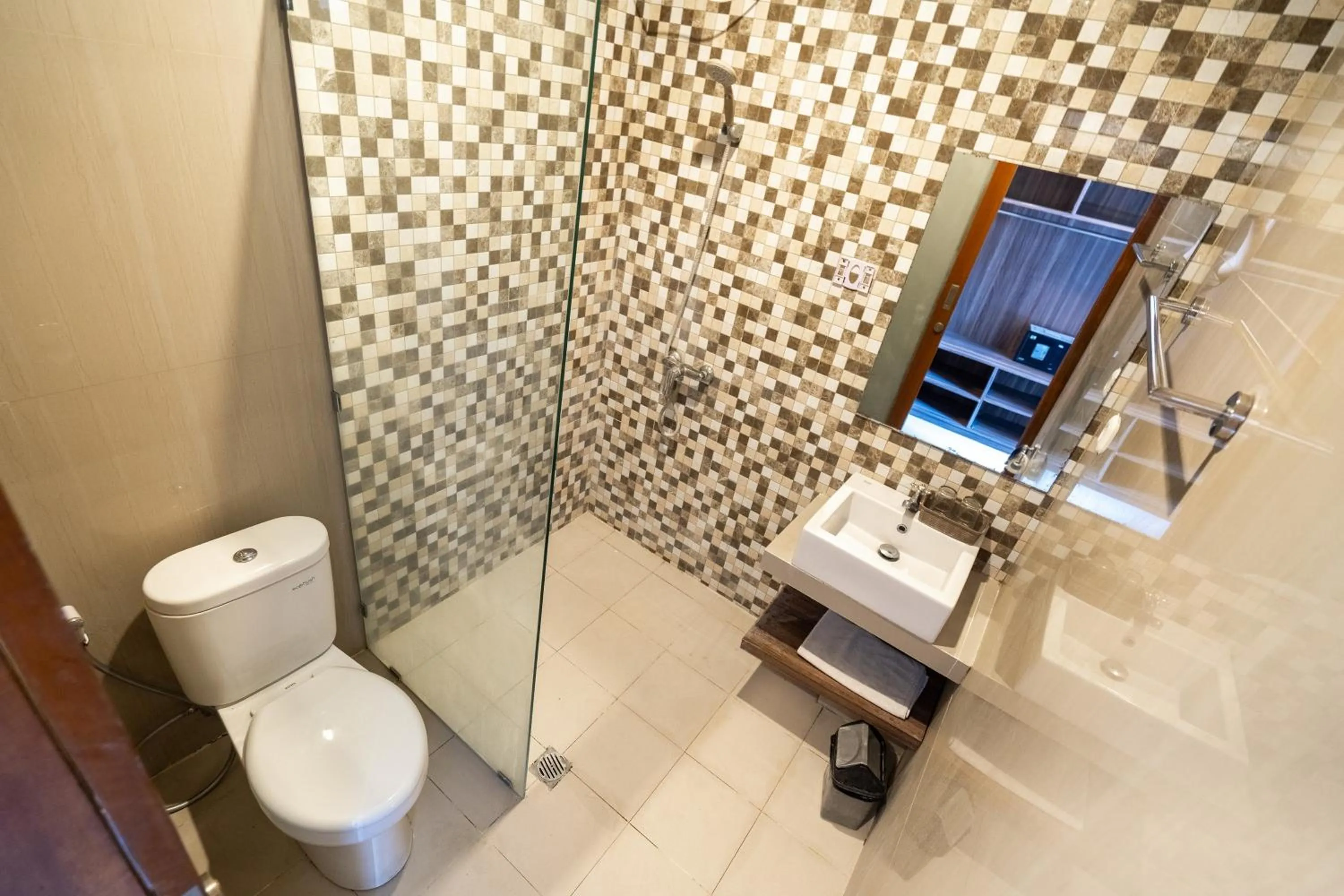 Shower in Mahesa Suites Seminyak