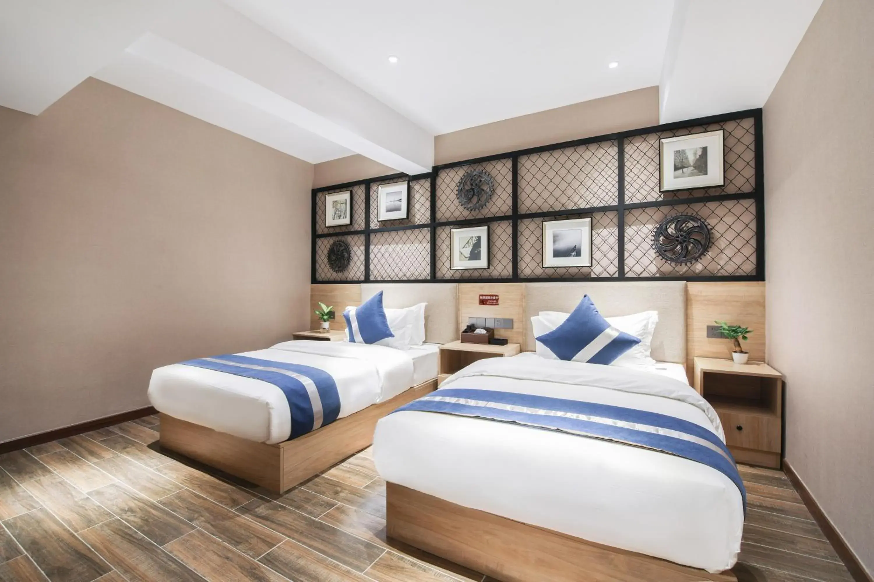 Standard Twin Room in Zou Qu Ye Travel Hotel Standard Twin Room in Zou Qu Ye Travel Hotel