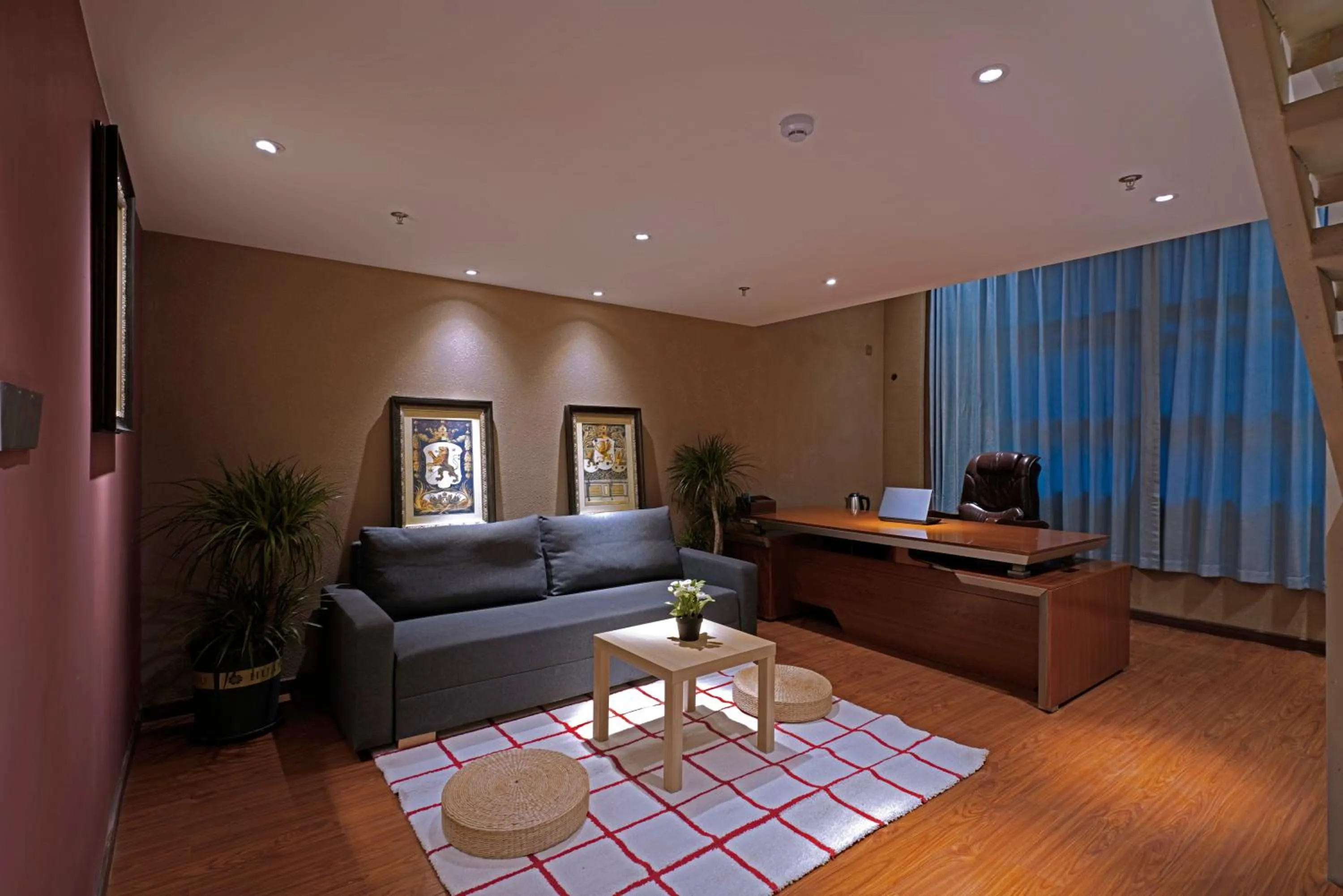 Zou Qu Ye Travel Hotel