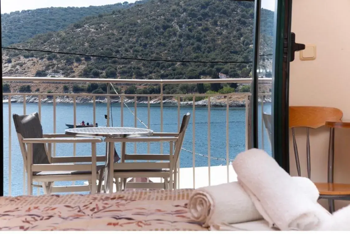 Apartment (2 Adults + 2 Children) with Sea View in Poseidon Apartments Apartment (2 Adults + 2 Children) with Sea View in Poseidon Apartments