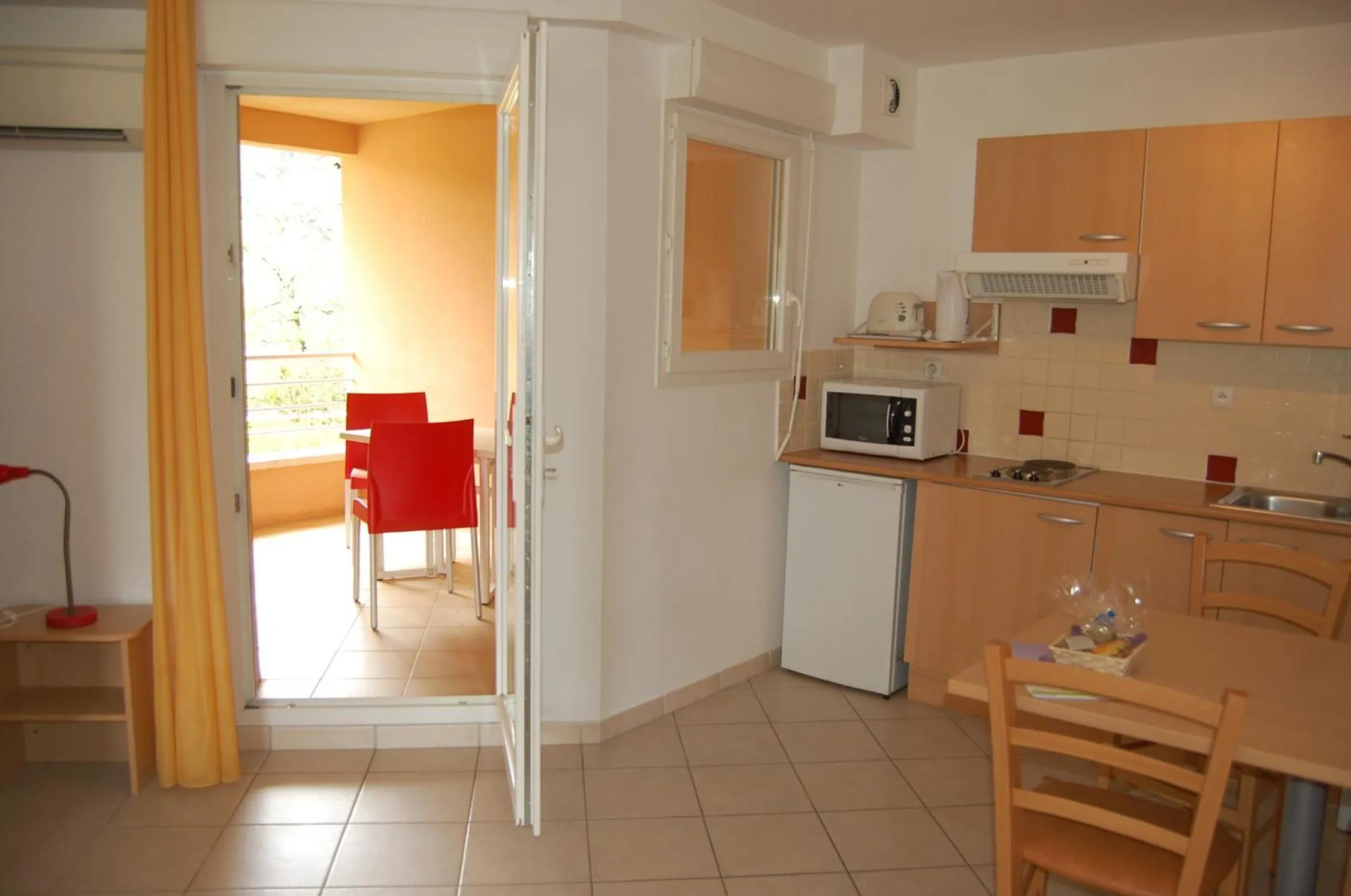 Kitchen or kitchenette in Résidence Côté Sud Peypin