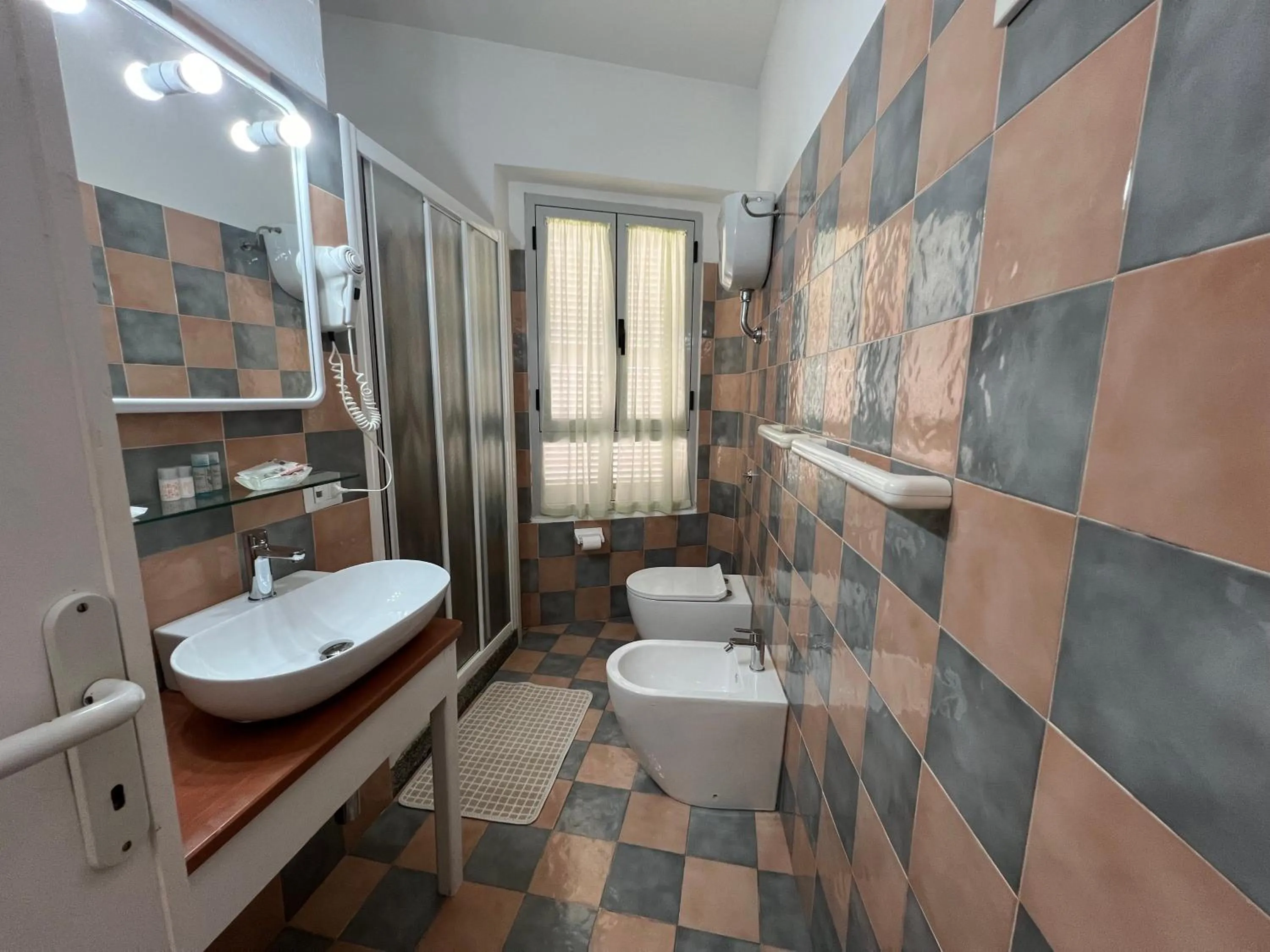 Bathroom in Hotel Da Cecco