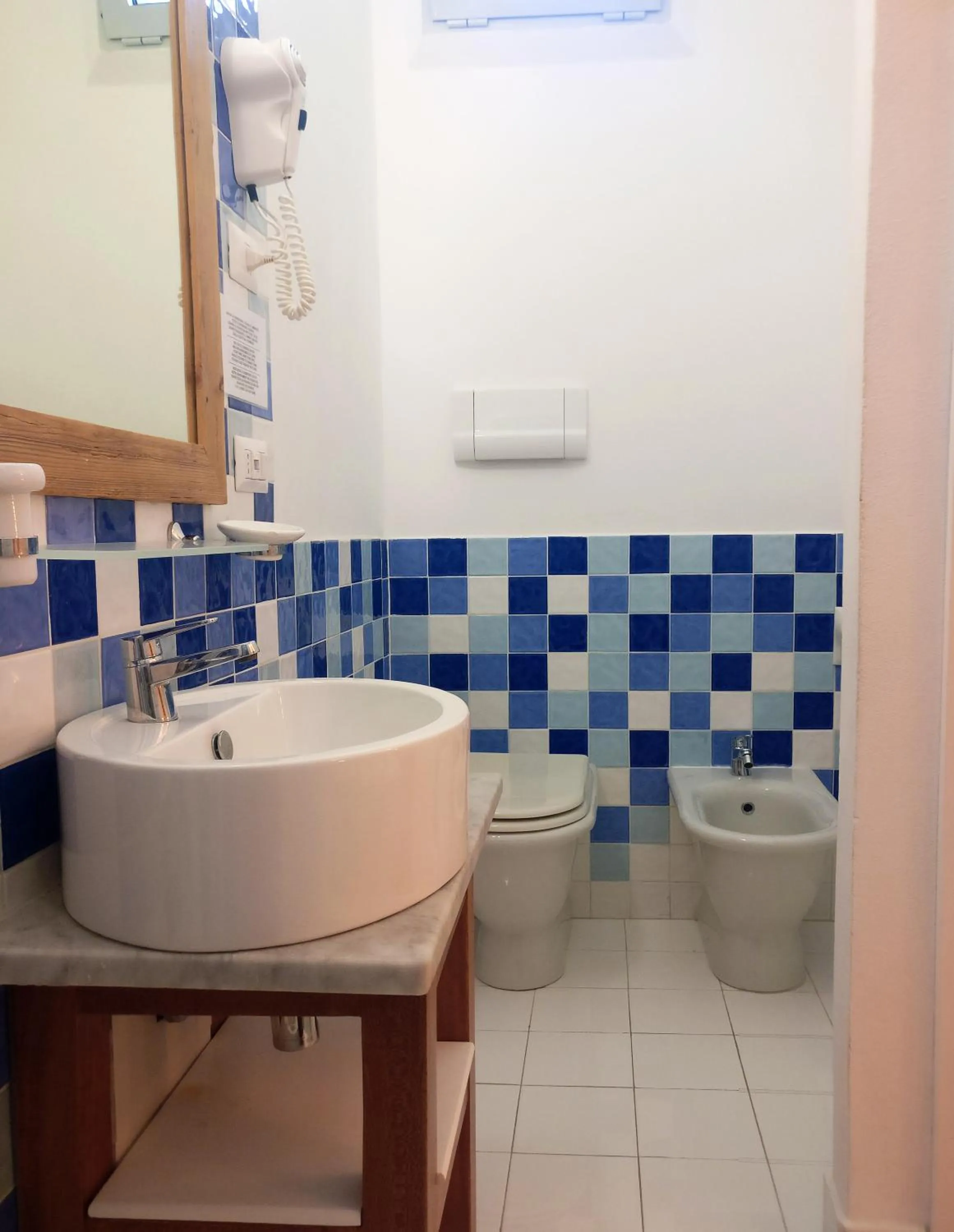 Toilet in Hotel Da Cecco