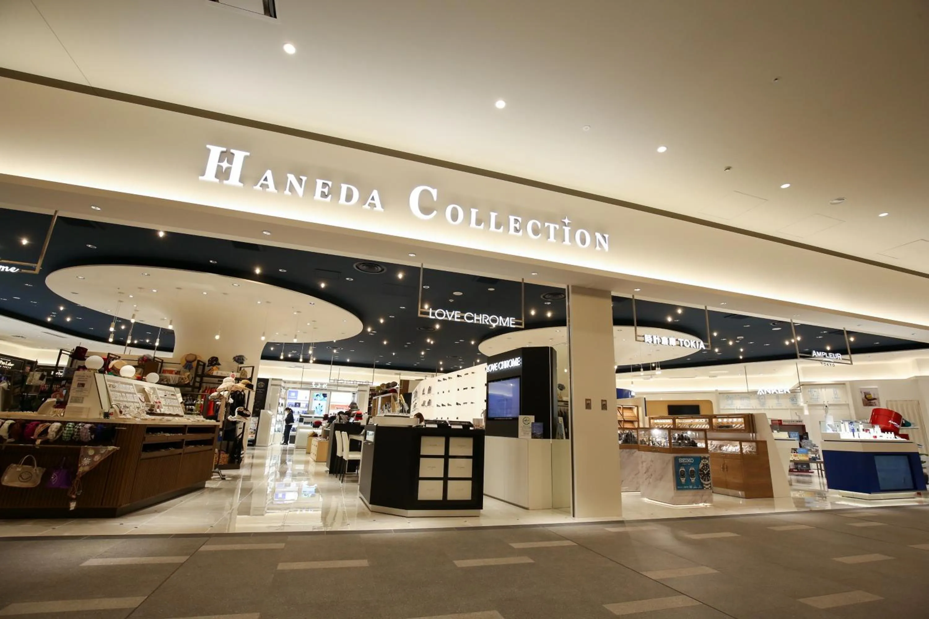 Shopping Area in Villa Fontaine Premier Haneda Airport