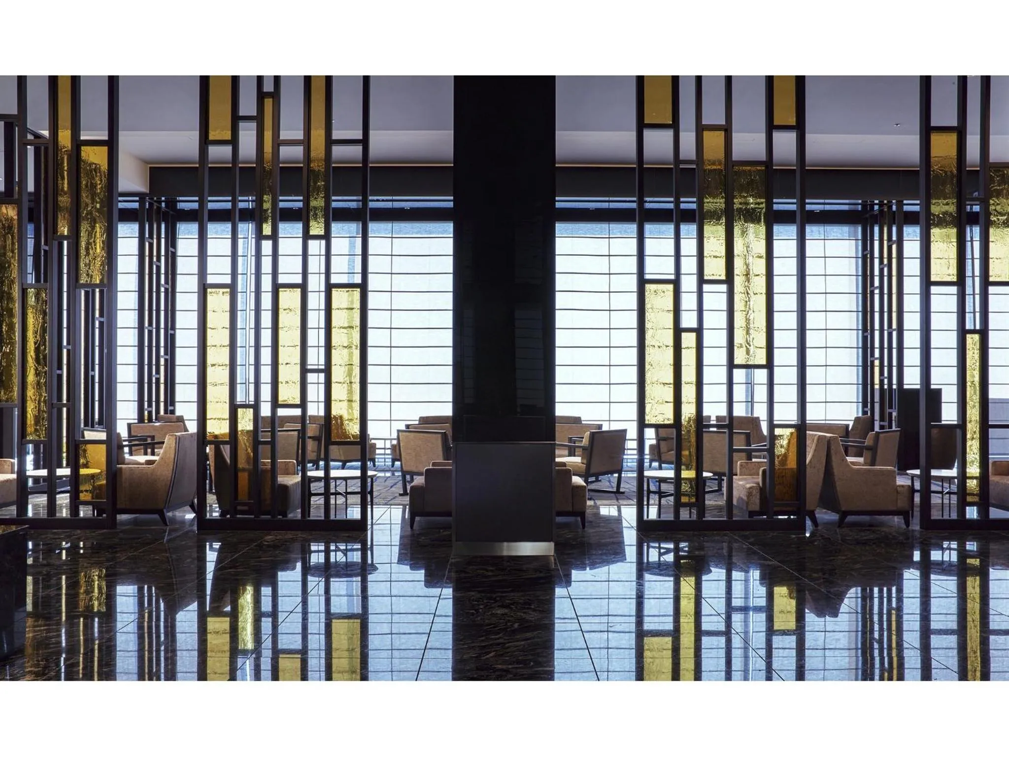 Lobby or reception in Villa Fontaine Premier Haneda Airport