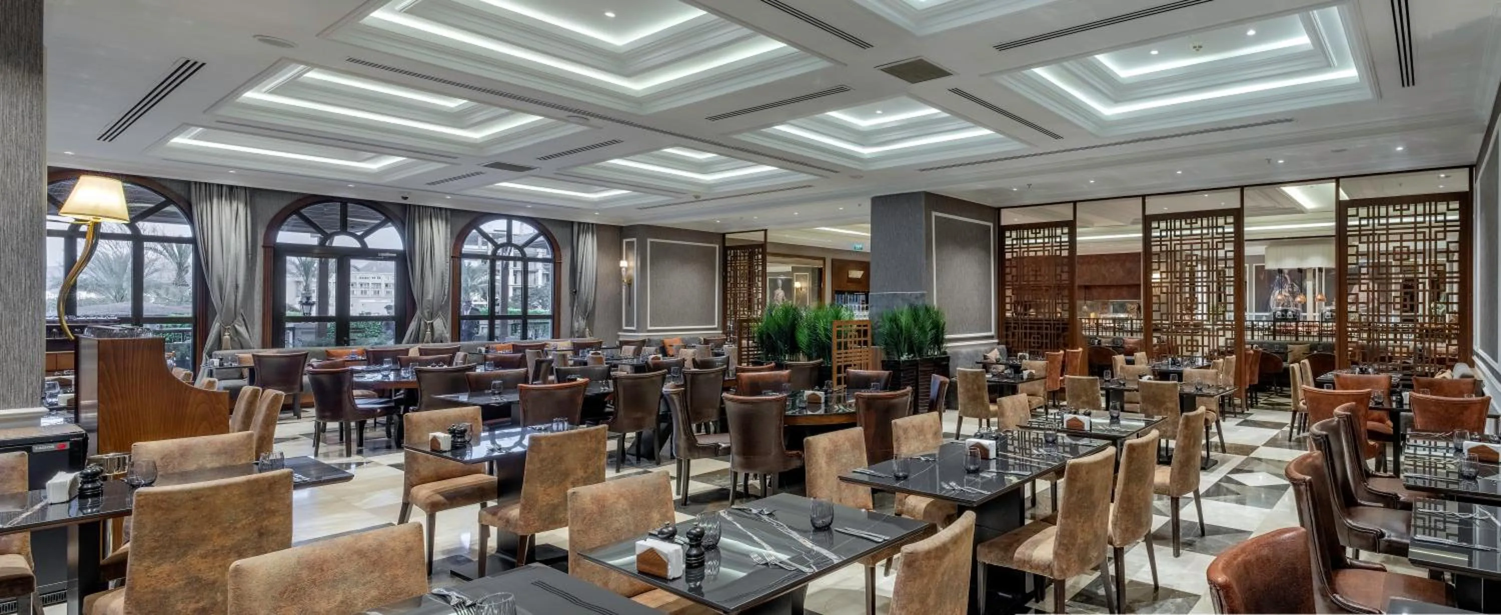 Restaurant/places to eat in Lords Palace Hotel SPA Casino