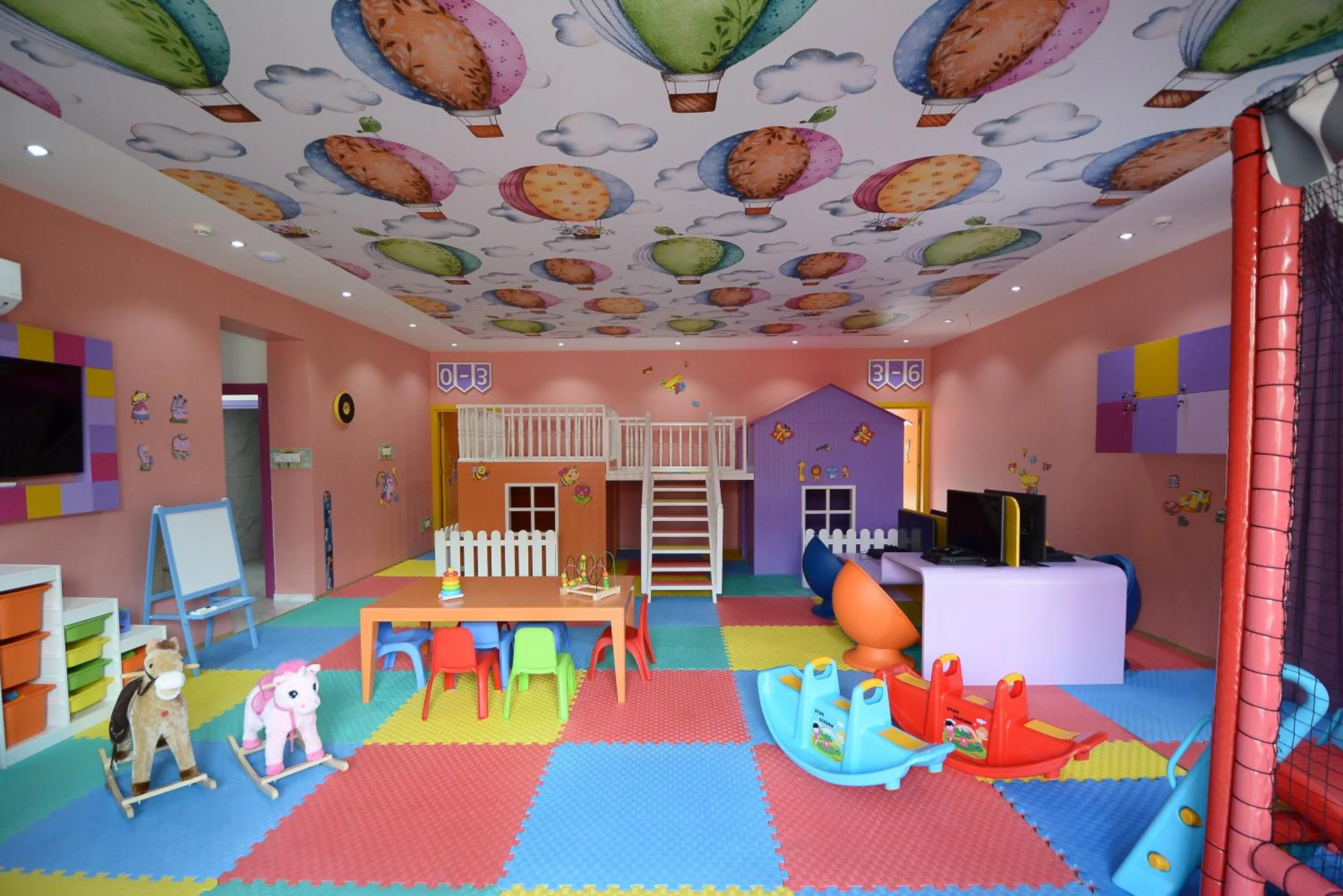 Game Room in Lords Palace Hotel SPA Casino