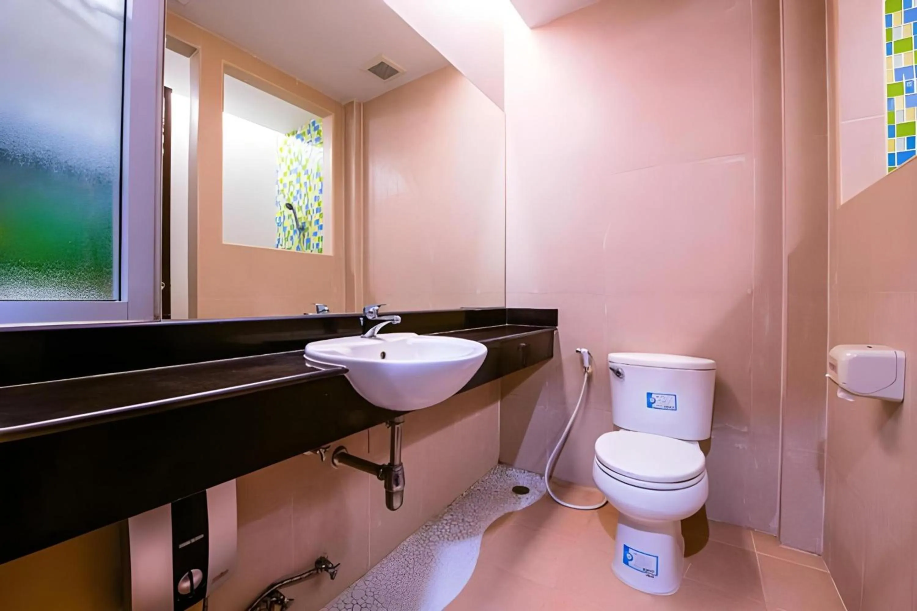 Bathroom in Bangsean Hotel