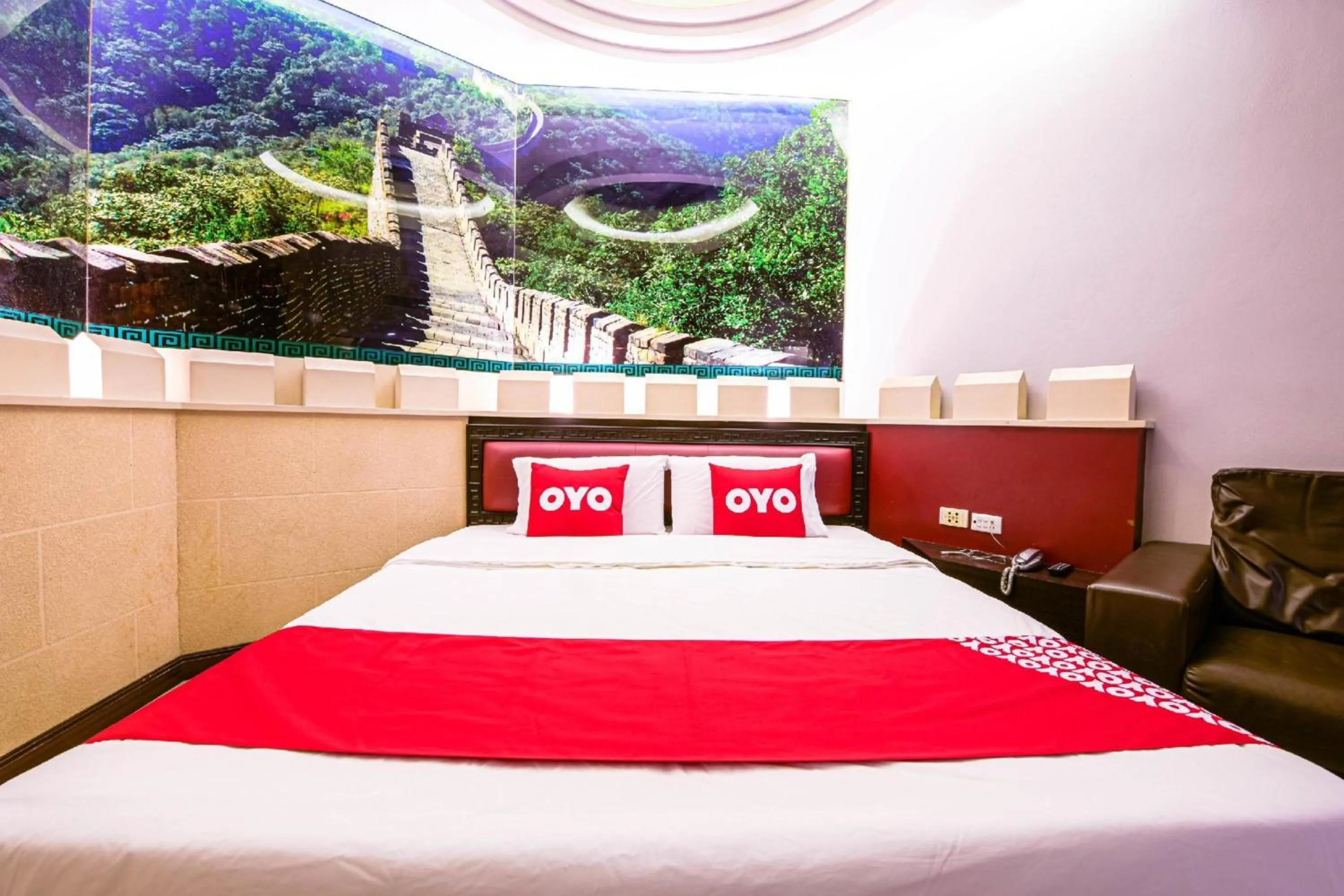 Photo of the whole room in Bangsean Hotel