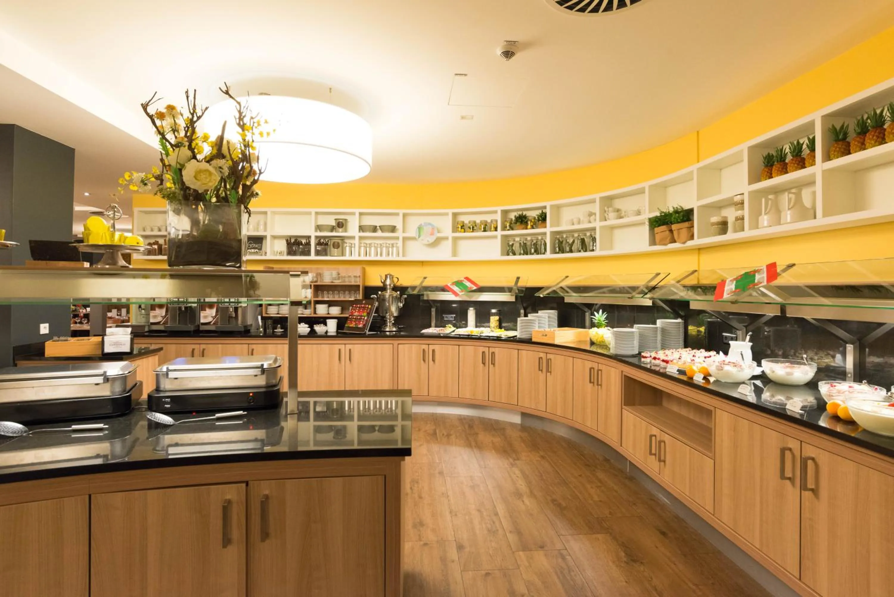 Restaurant/places to eat in Parkhotel CUP VITALIS