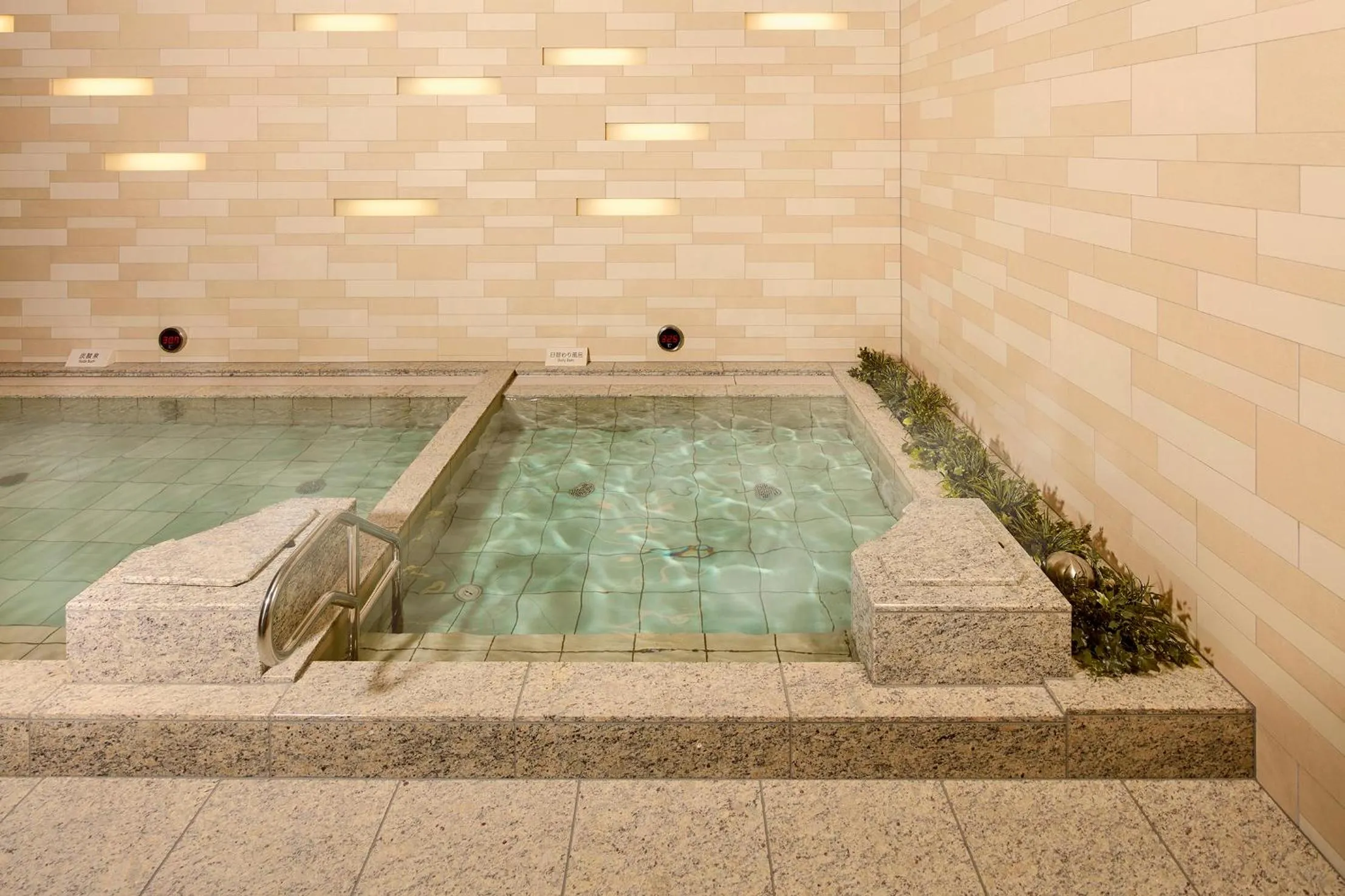 Hot Spring Bath in Villa Fontaine Grand Tokyo Ariake