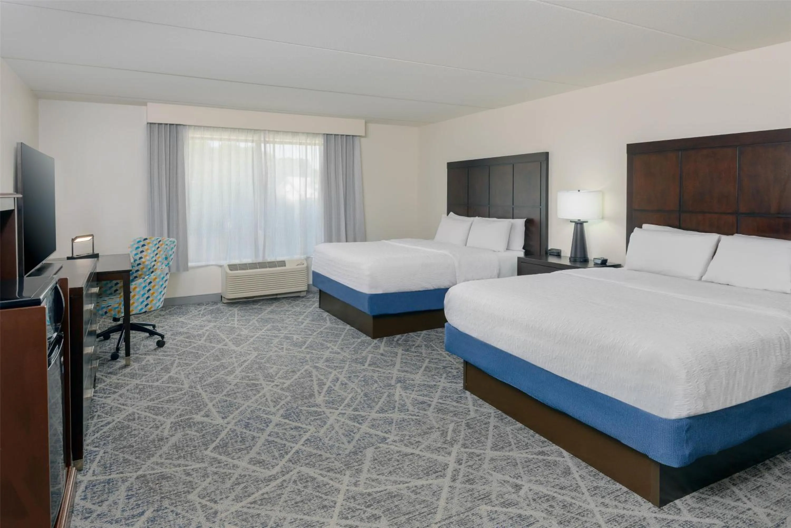 Bed in Hampton Inn & Suites Pensacola/Gulf Breeze
