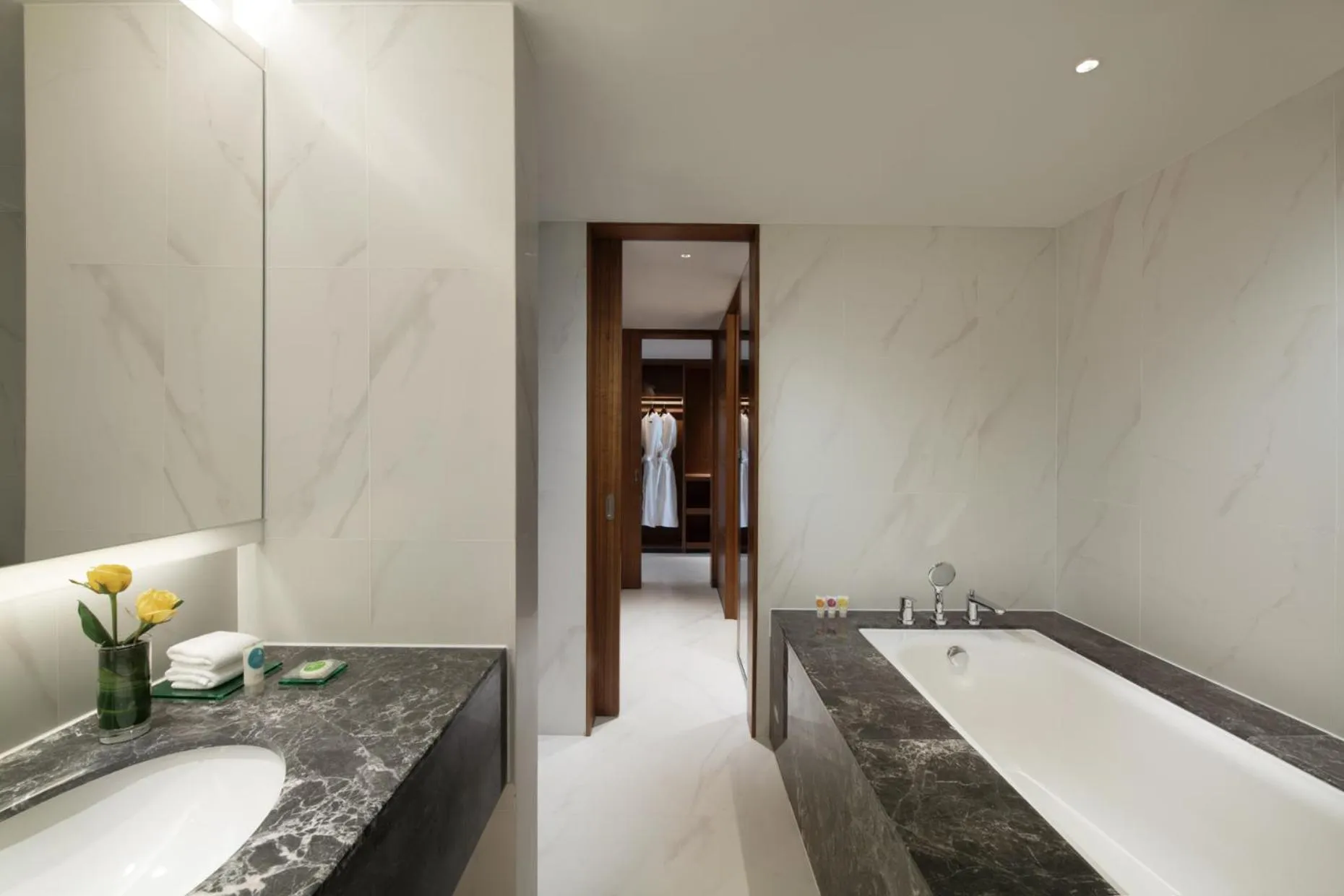 Bathroom in Hyatt Place Taiyuan Longcheng