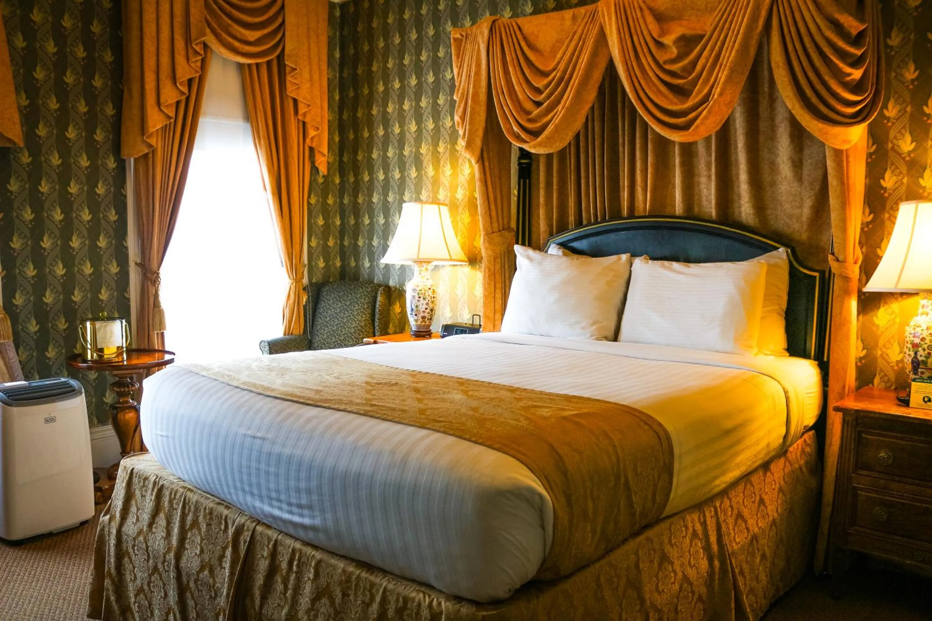 Bed in Hotel Majestic