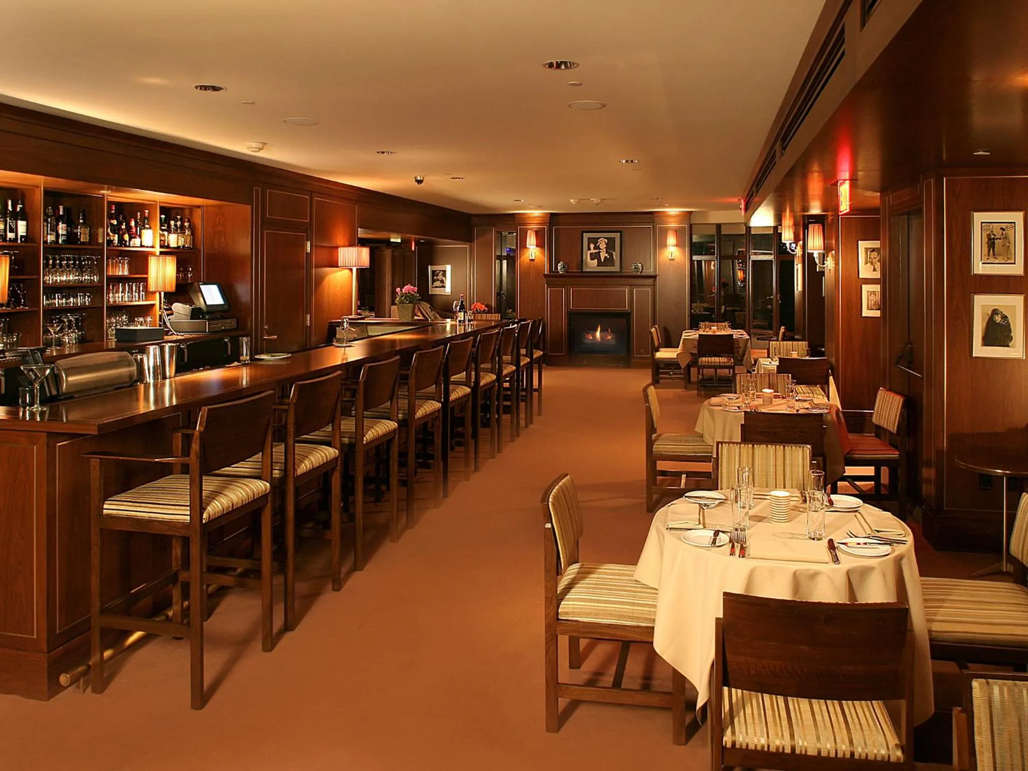 Restaurant/places to eat in Sunset Tower Hotel