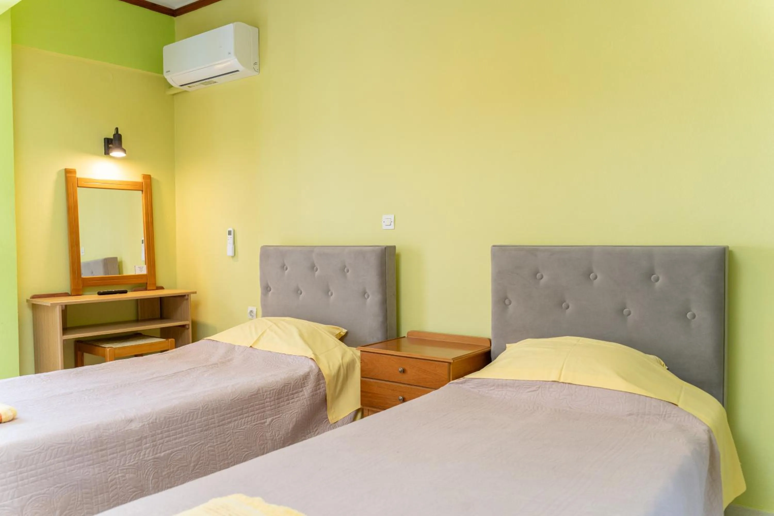 Bedroom, Bed in Remezzo Apartments