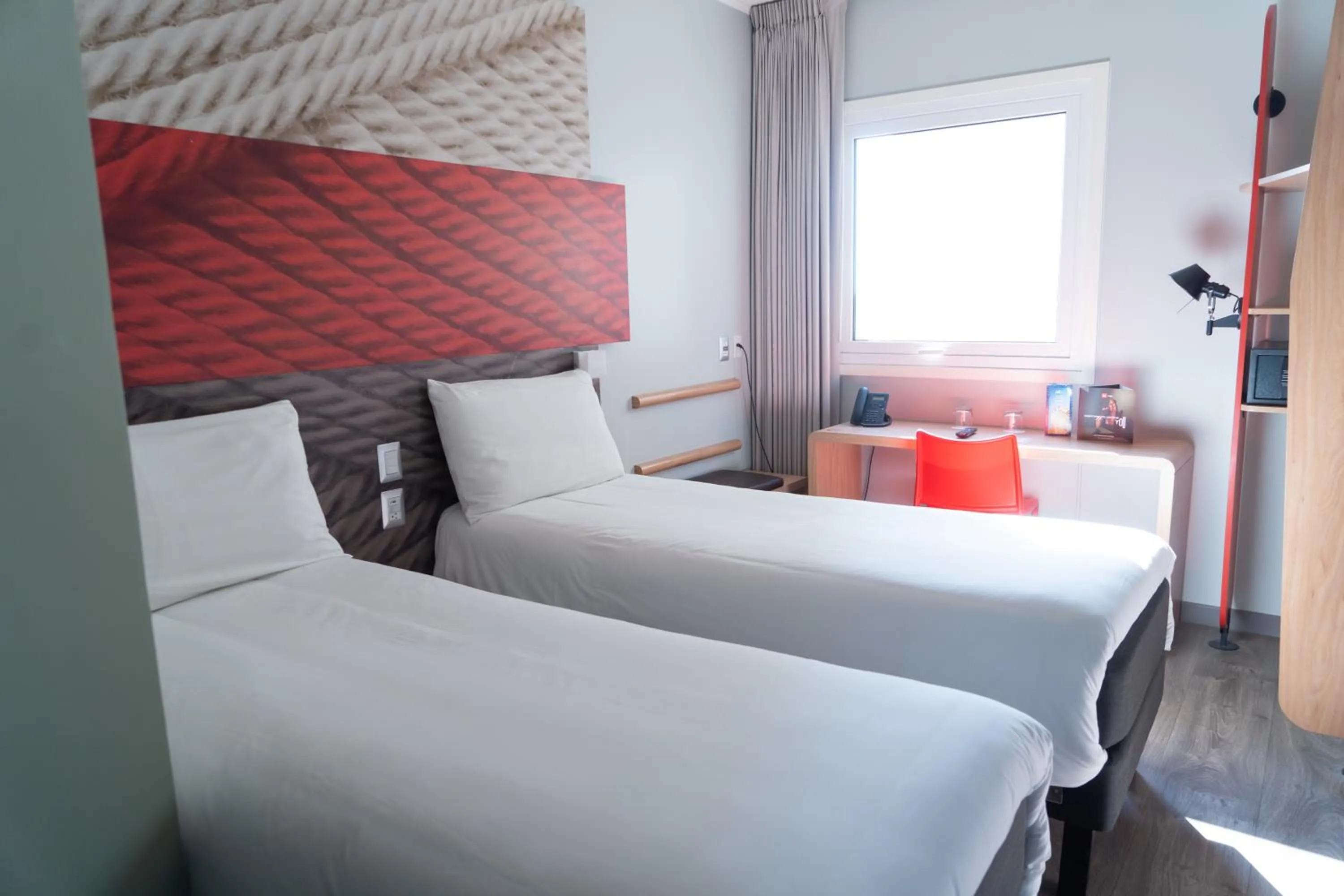 Property building, Bed in ibis Trujillo