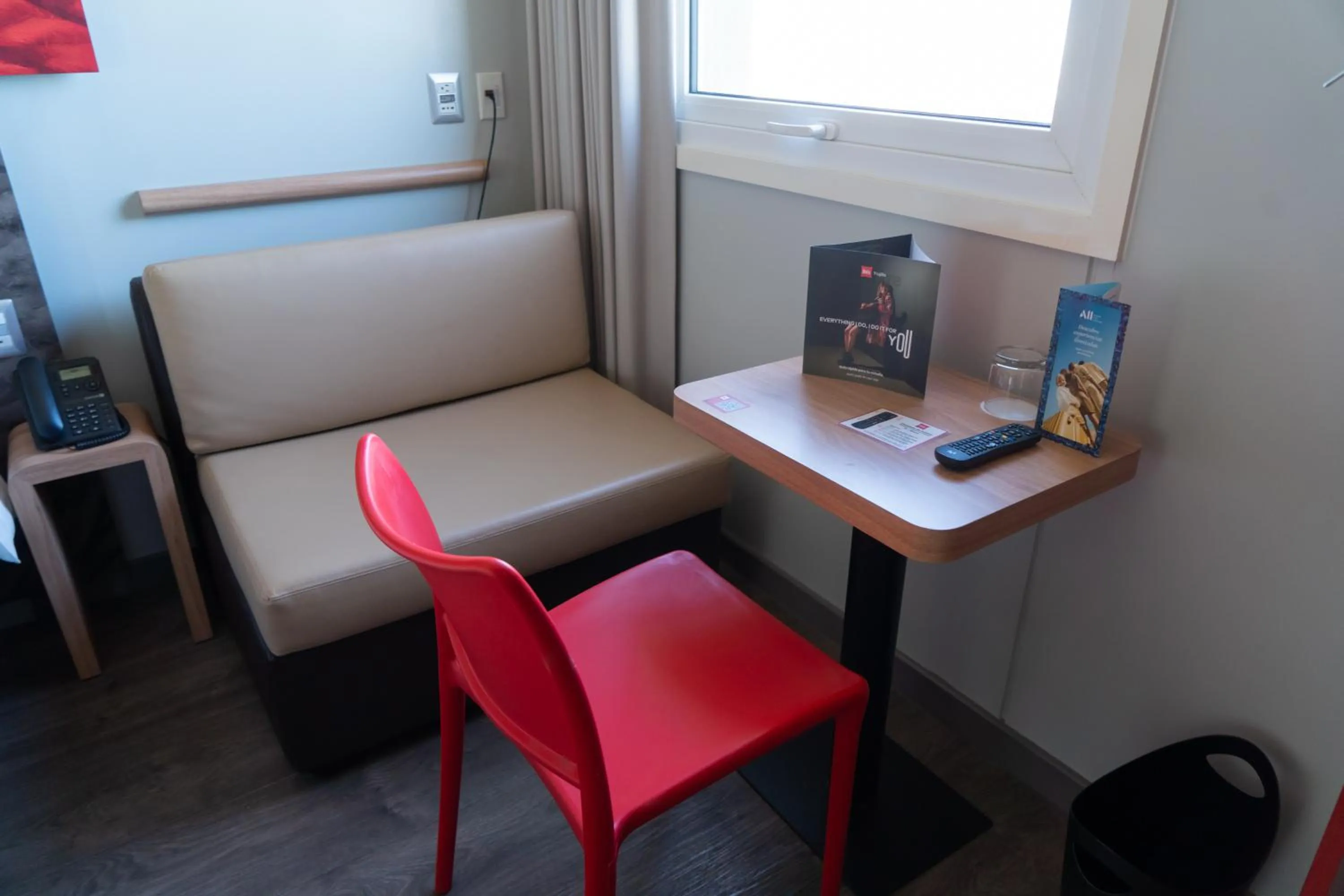 Bedroom in ibis Trujillo