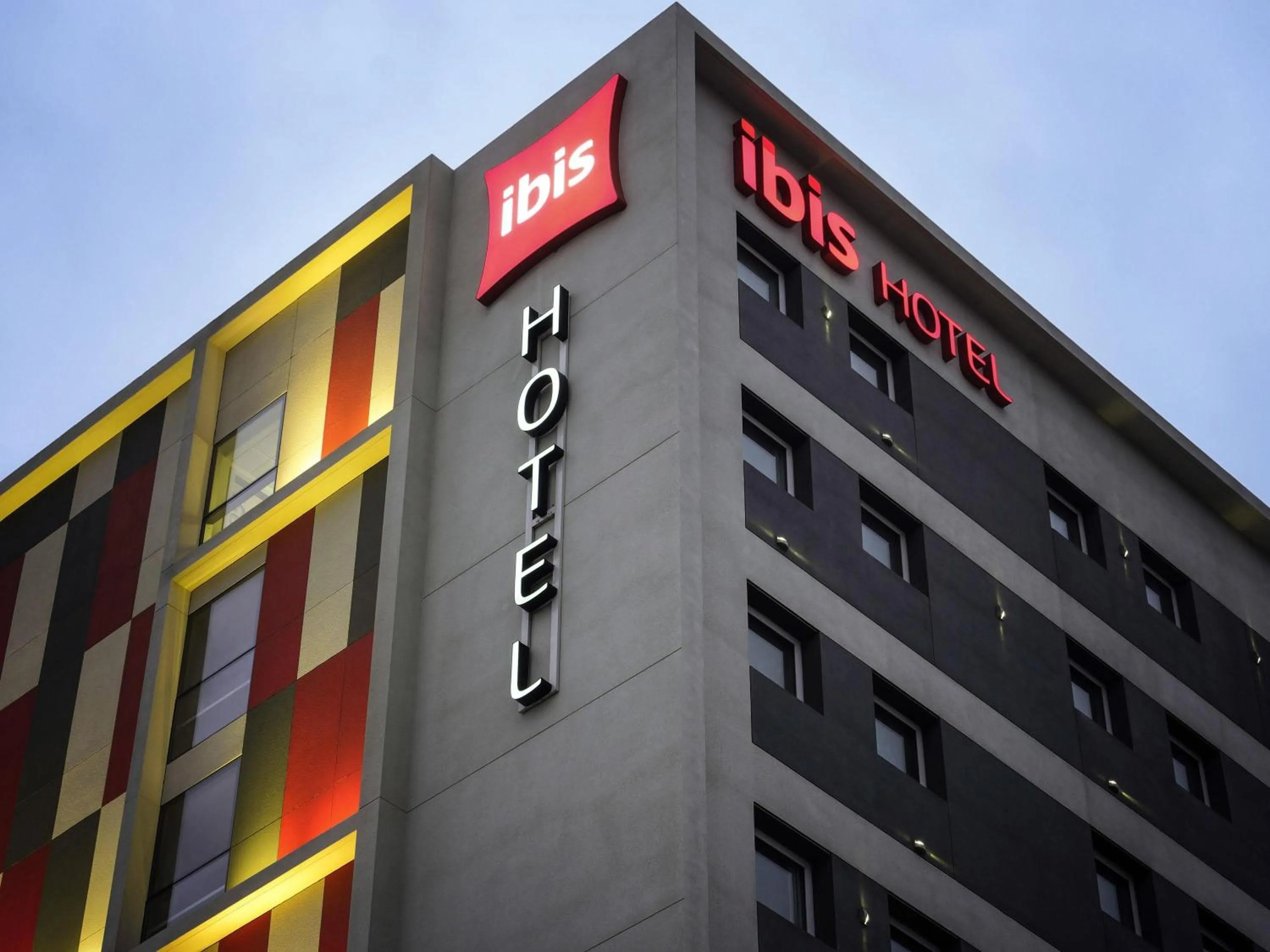 Property building in ibis Trujillo