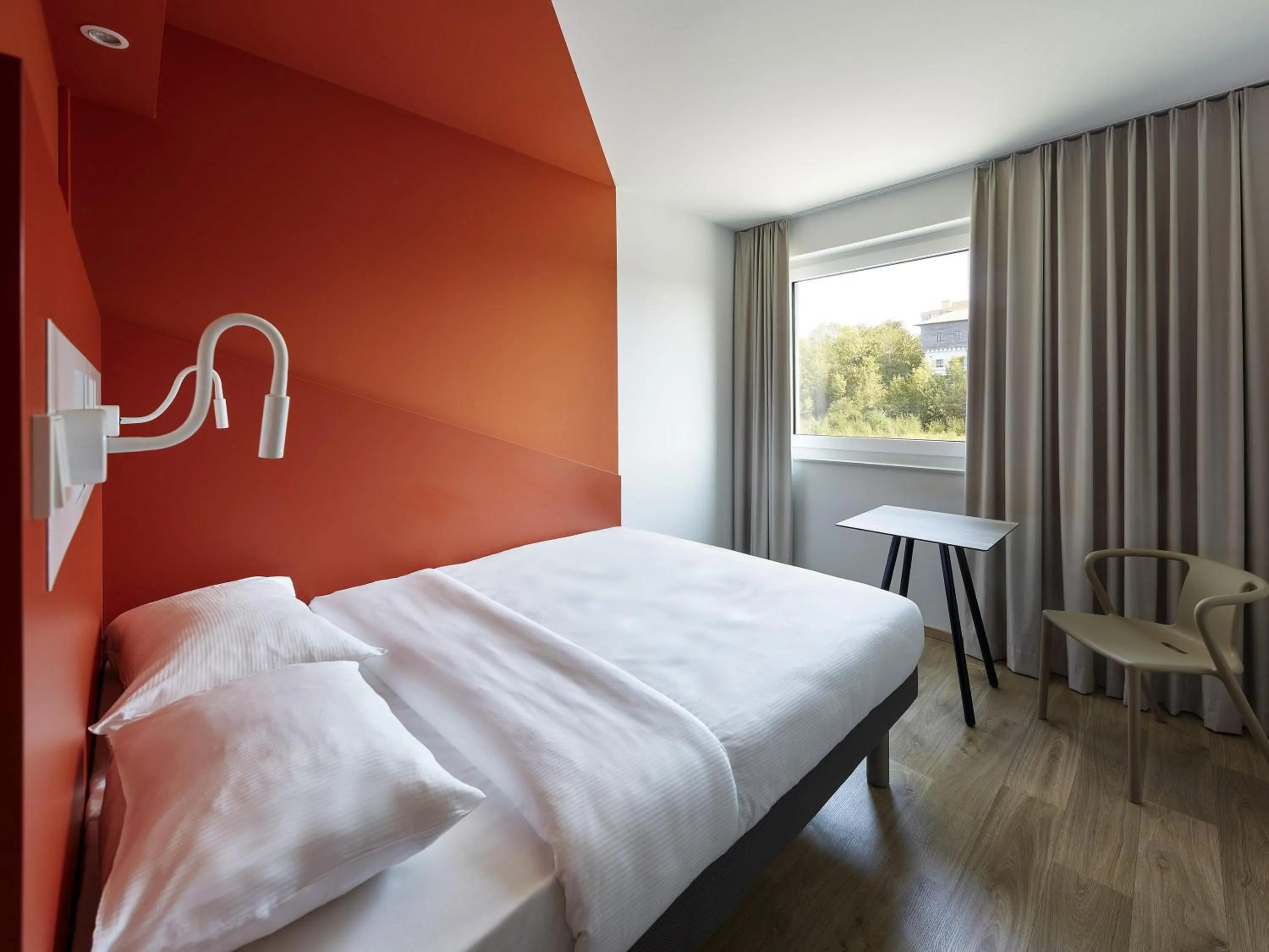 Bedroom, Bed in ibis budget Bayreuth